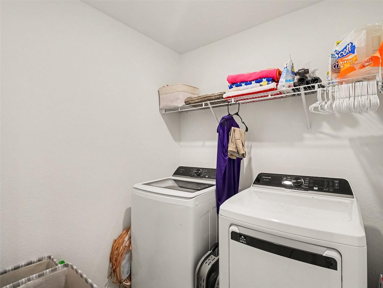 3805 AMBERSWEET XING — photo 29