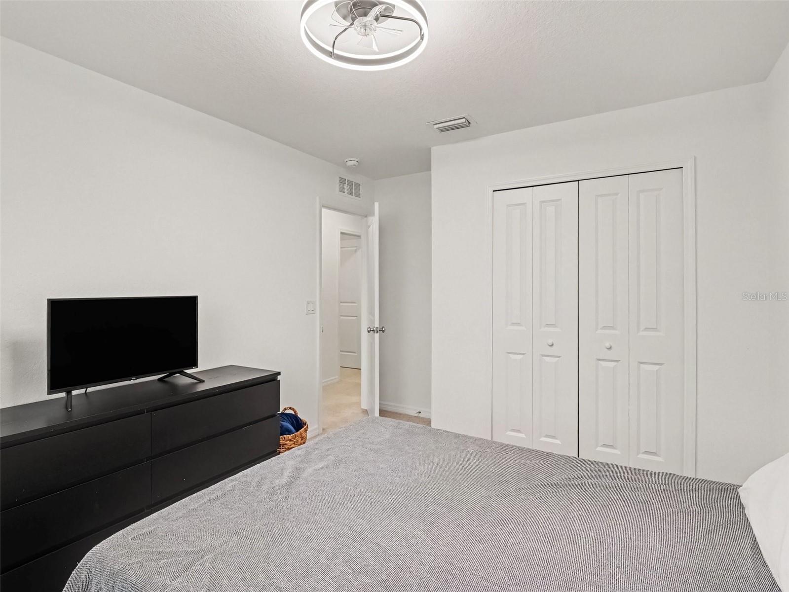 3805 AMBERSWEET XING — photo 25