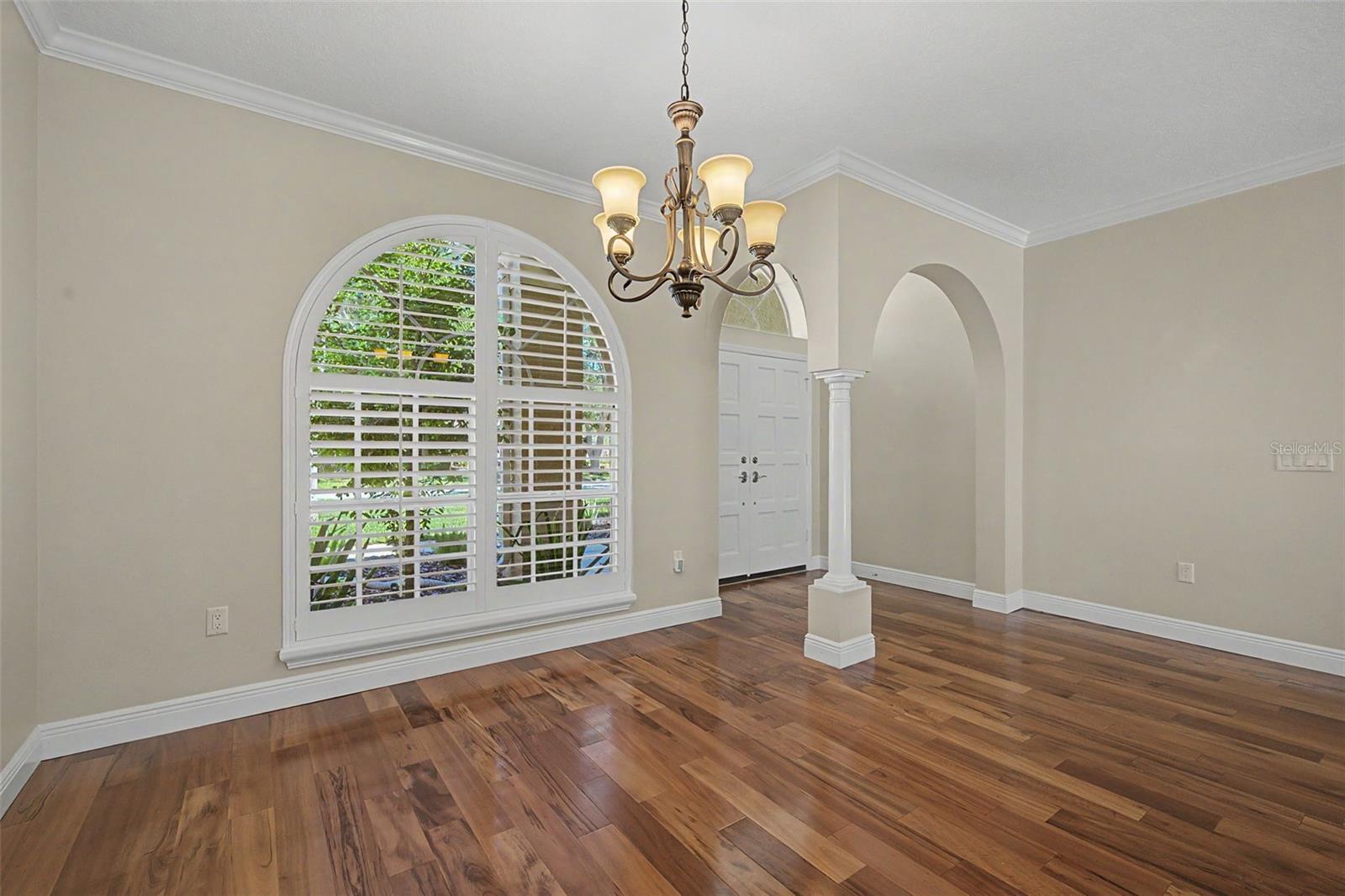1558 E LAKE WOODLANDS PKWY — photo 4