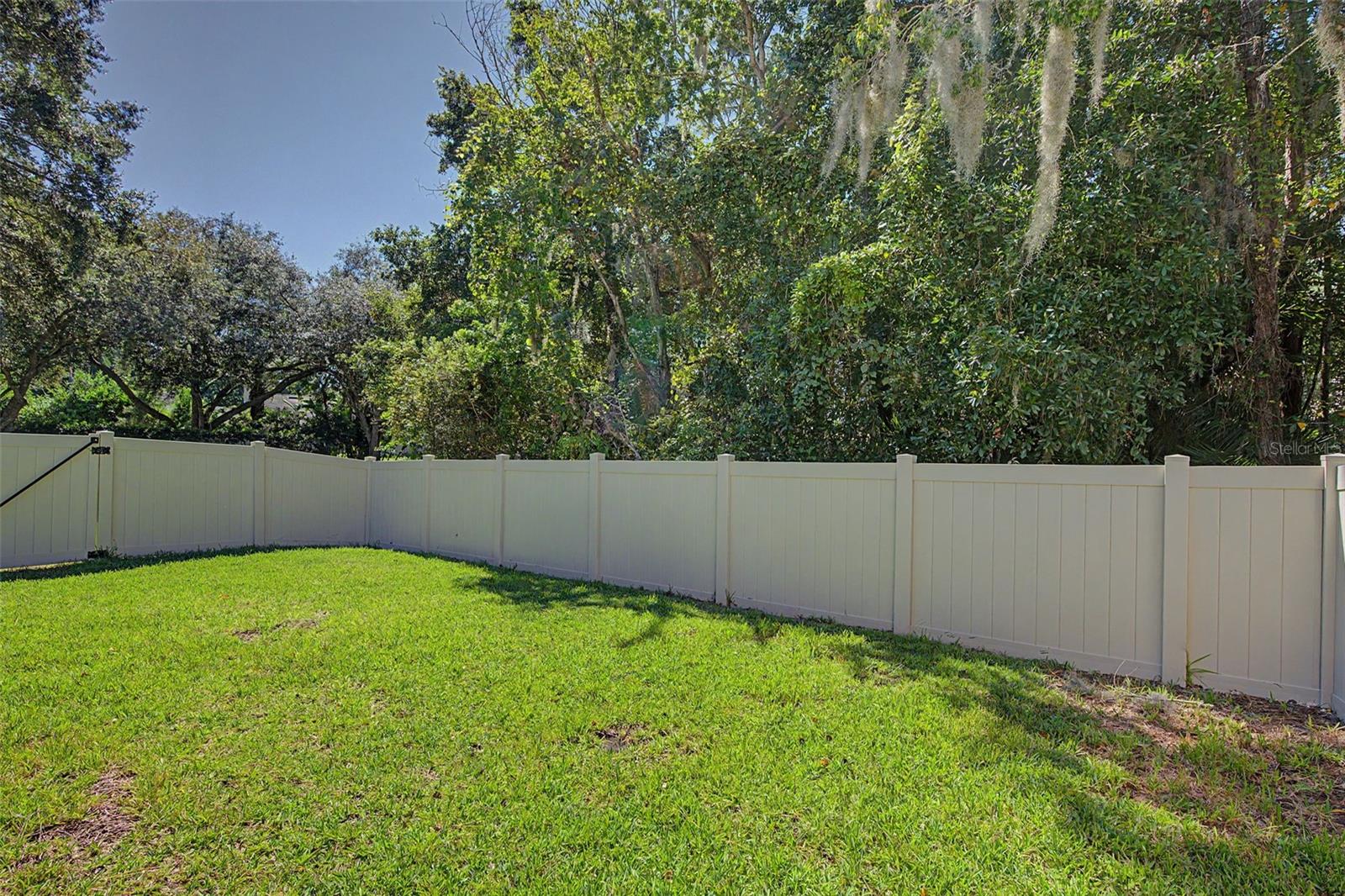 1558 E LAKE WOODLANDS PKWY — photo 29