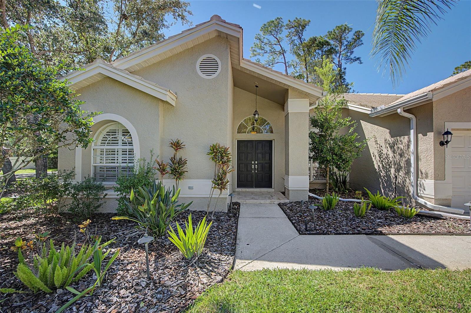 1558 E LAKE WOODLANDS PKWY — photo 2
