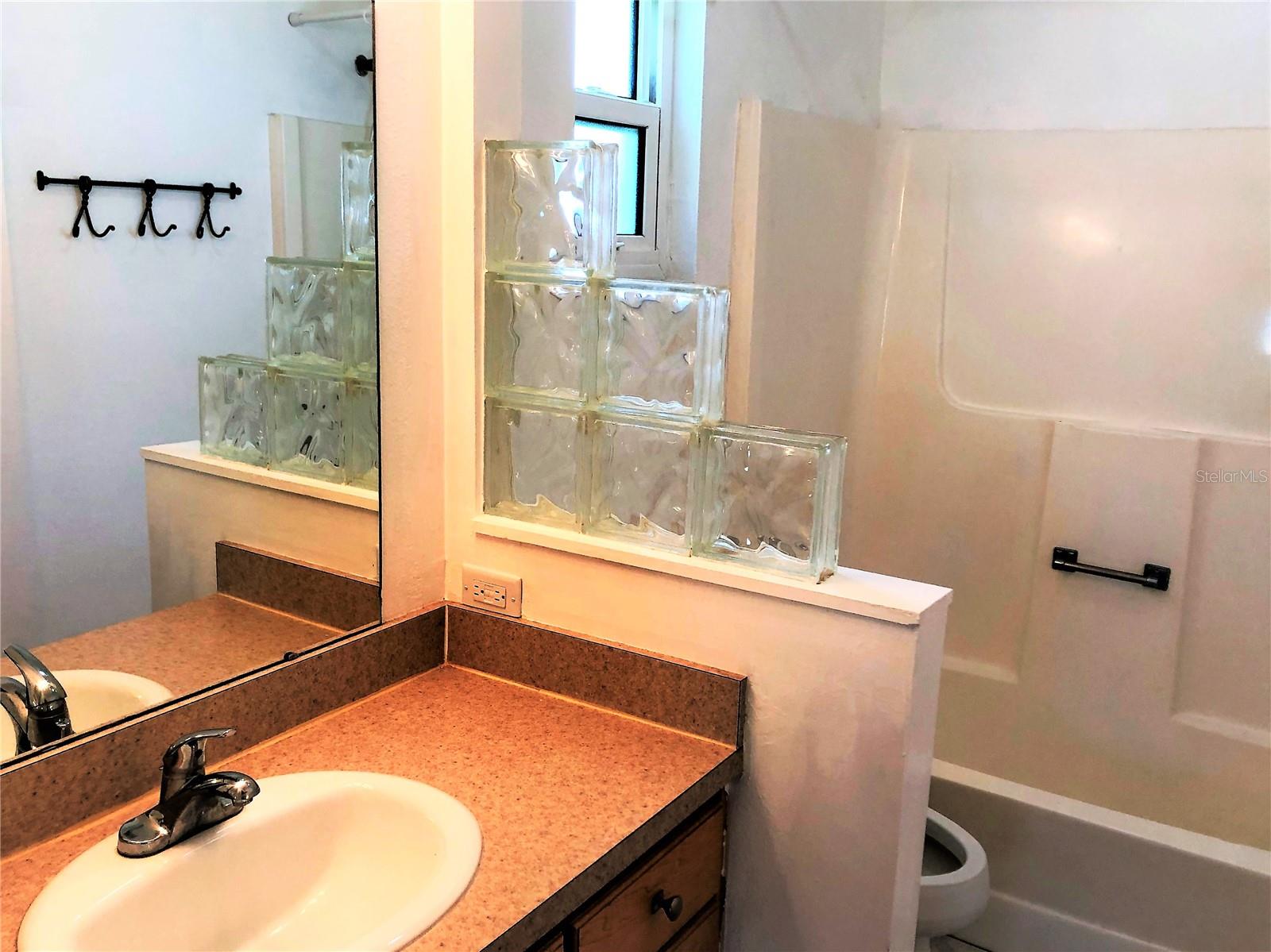 3254 PINE HAVEN DR — photo 9
