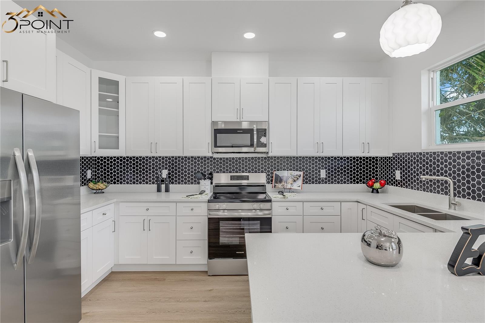 2713 SAN LUIS RD — photo 19