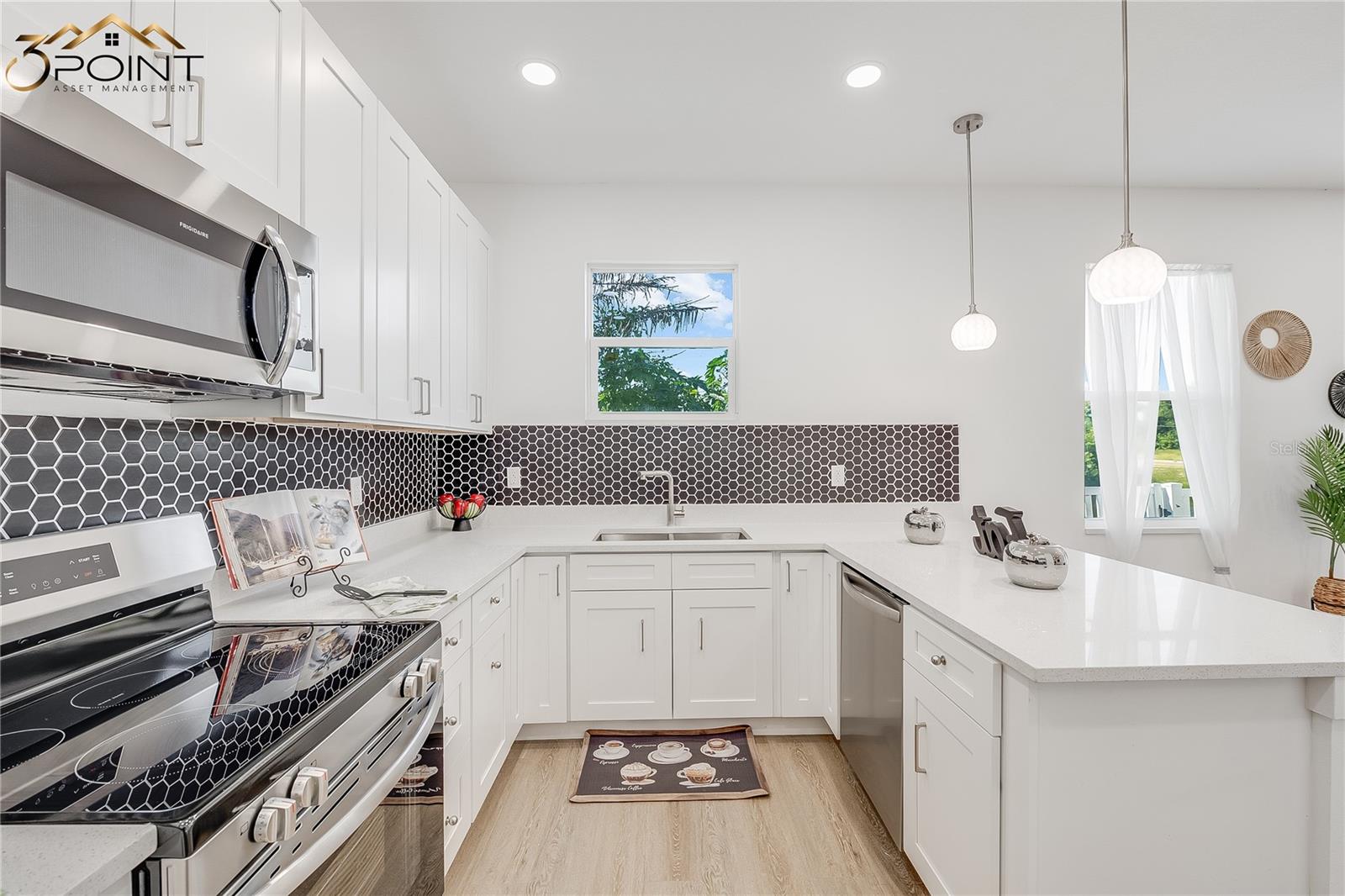 2713 SAN LUIS RD — photo 17
