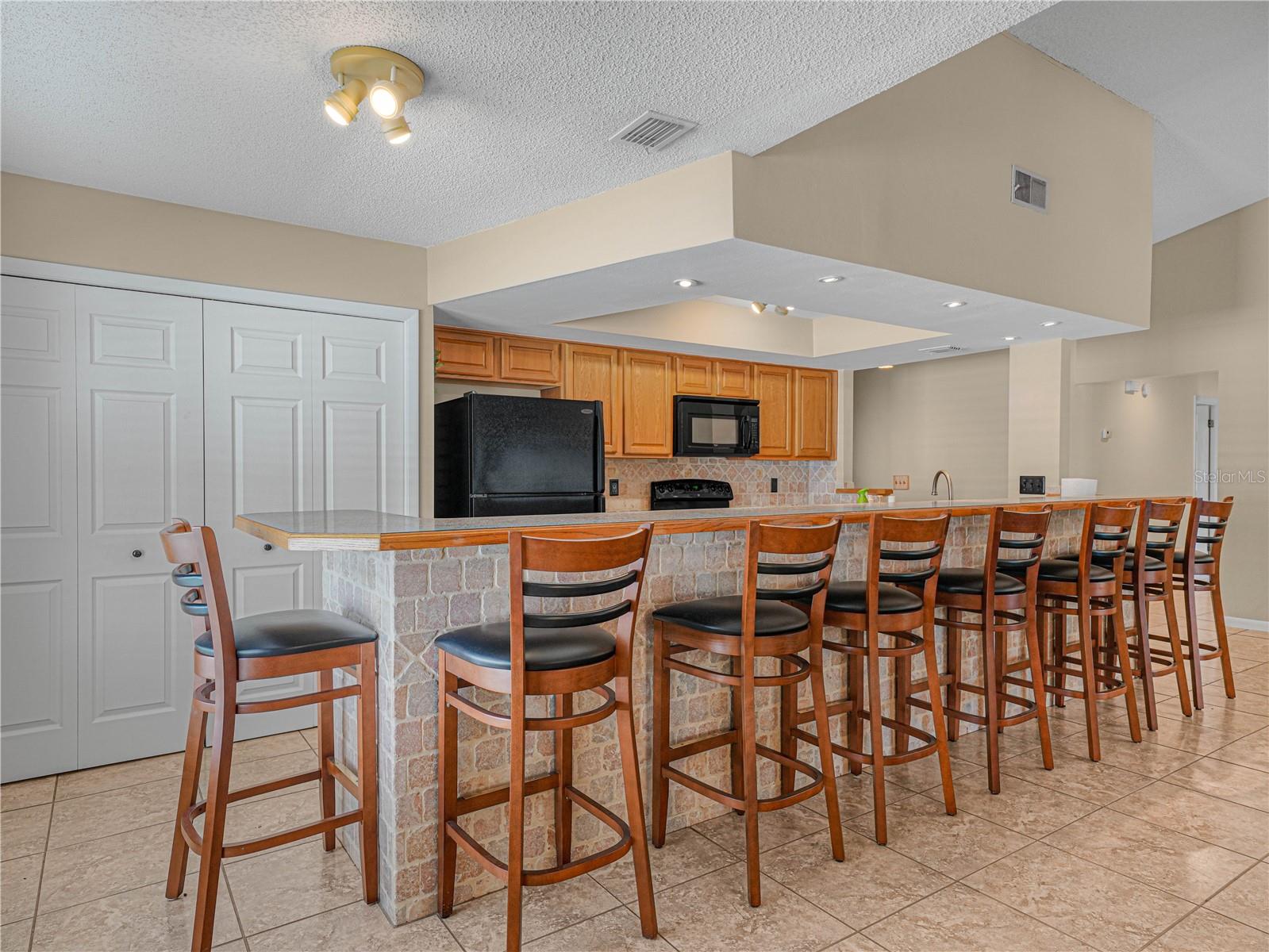 812 SANDALWOOD DR — photo 7