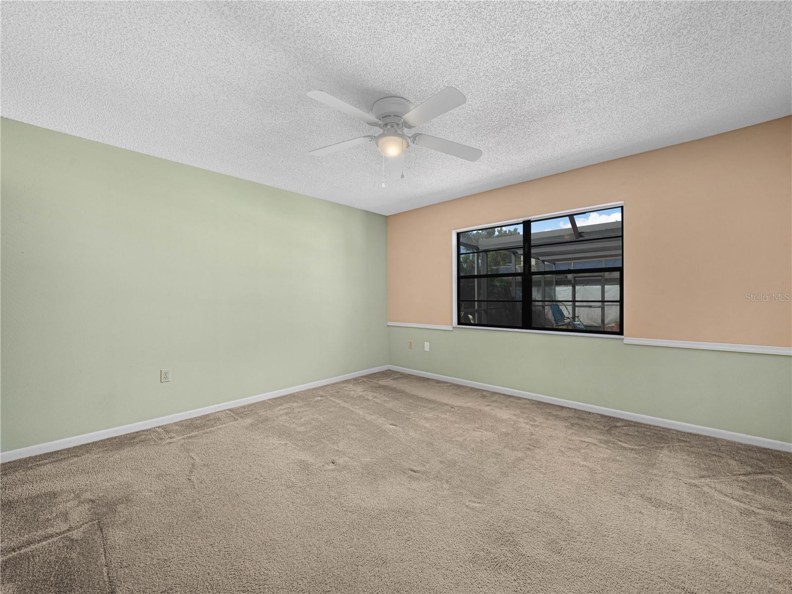 812 SANDALWOOD DR — photo 11