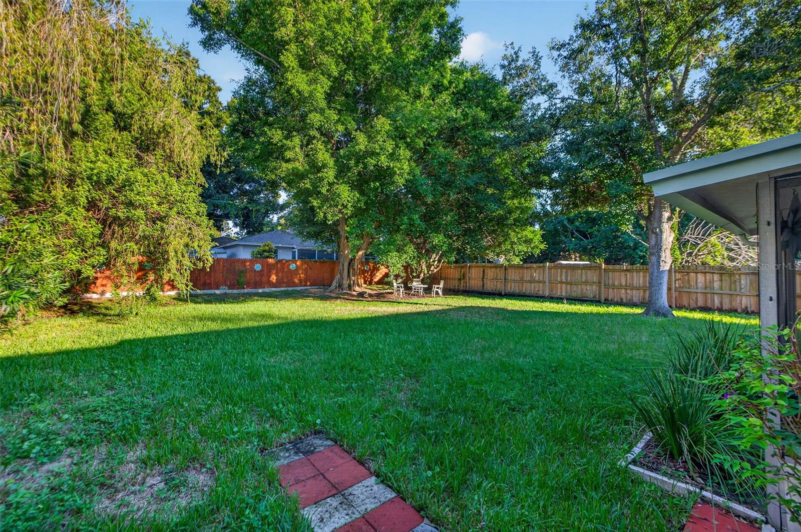 1835 WEST DR — photo 21