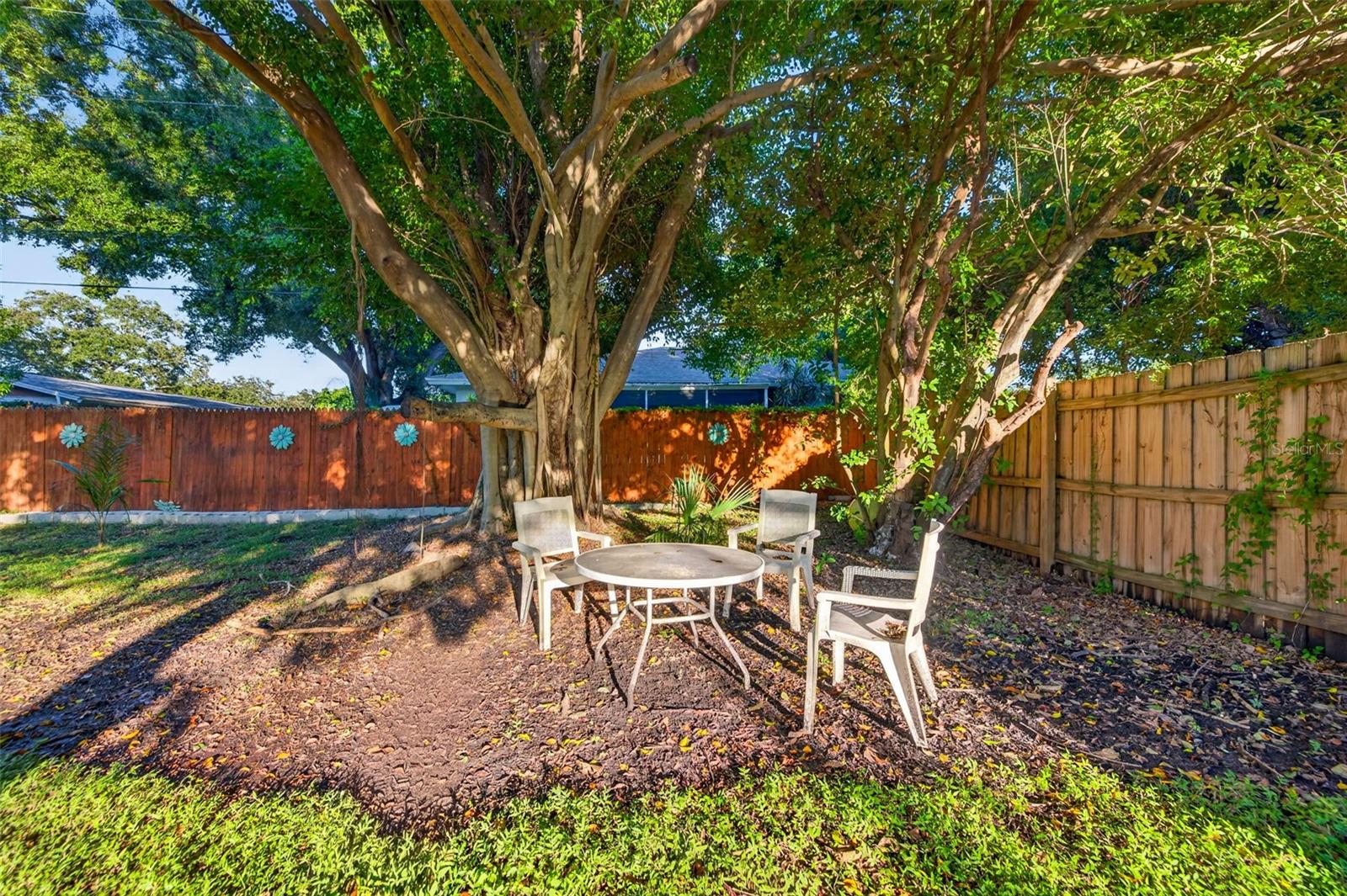 1835 WEST DR — photo 22
