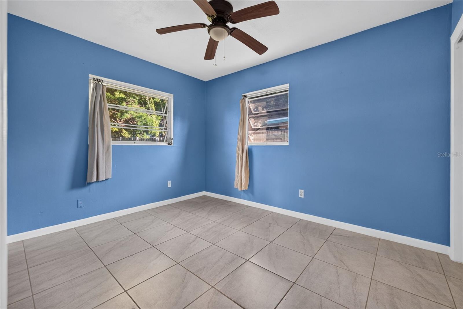 1835 WEST DR — photo 13