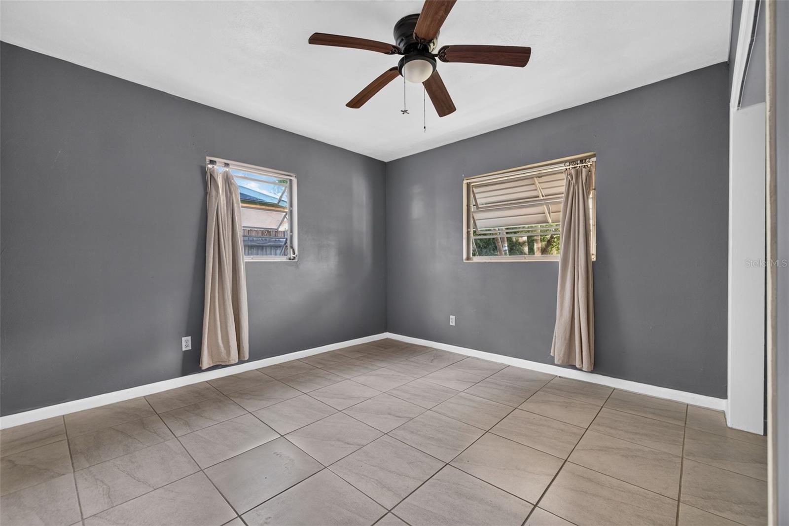 1835 WEST DR — photo 14