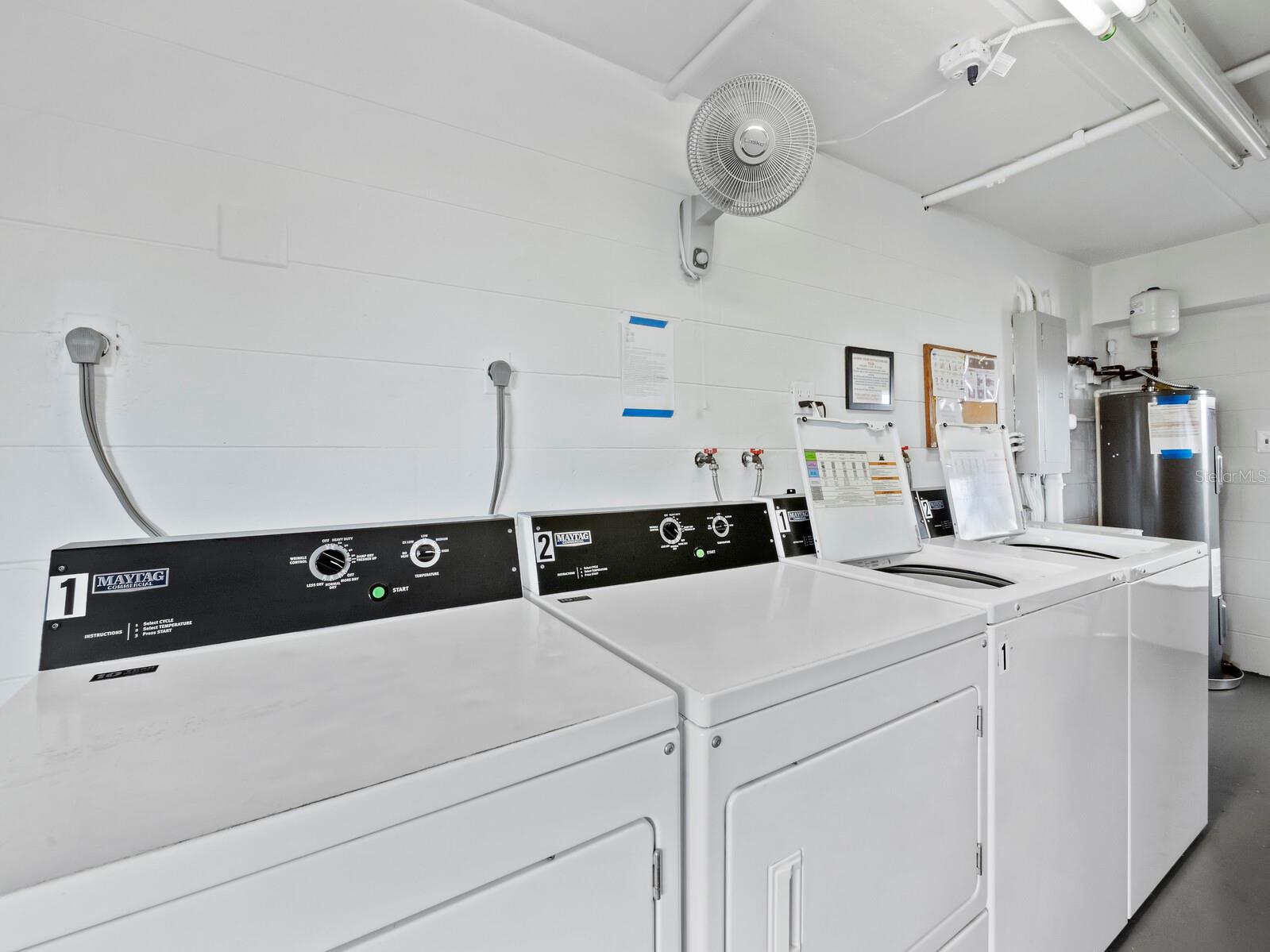 512 W VENICE AVE #607 — photo 31