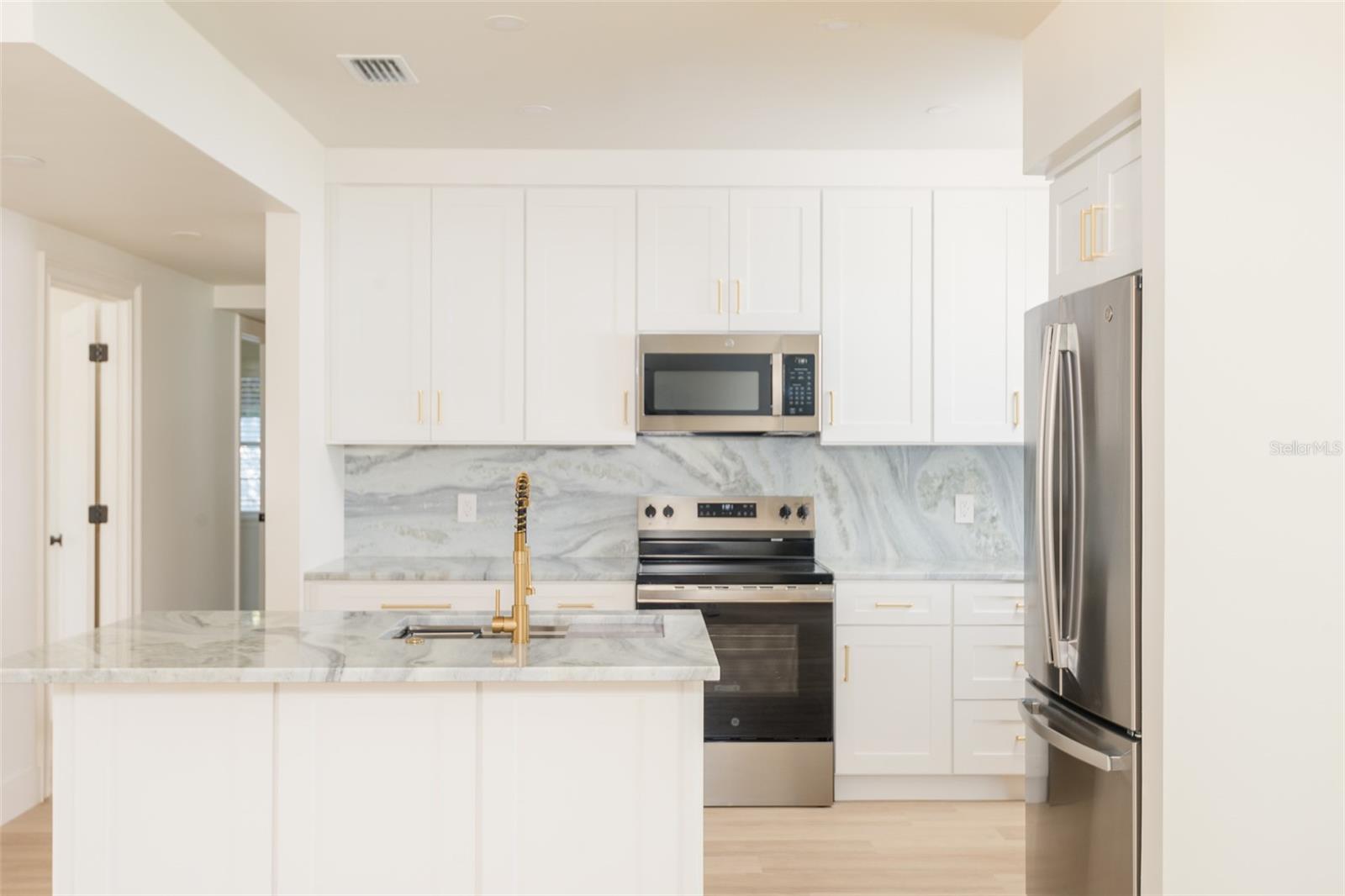 4711 W EL PRADO BLVD — photo 12