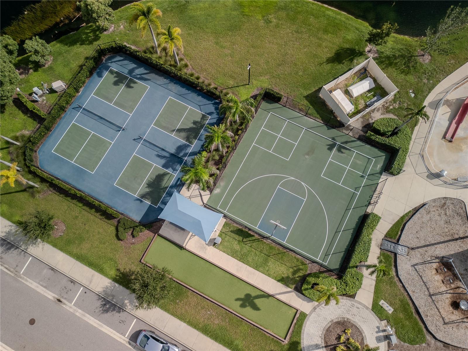 15436 MILLER CREEK DR — photo 42