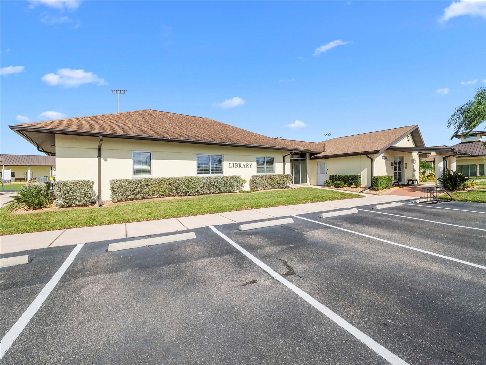 15436 MILLER CREEK DR — photo 45