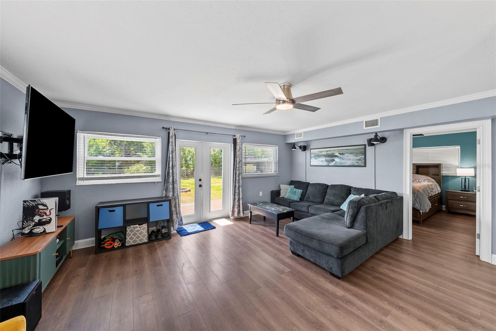 824 61ST AVE NE — photo 5