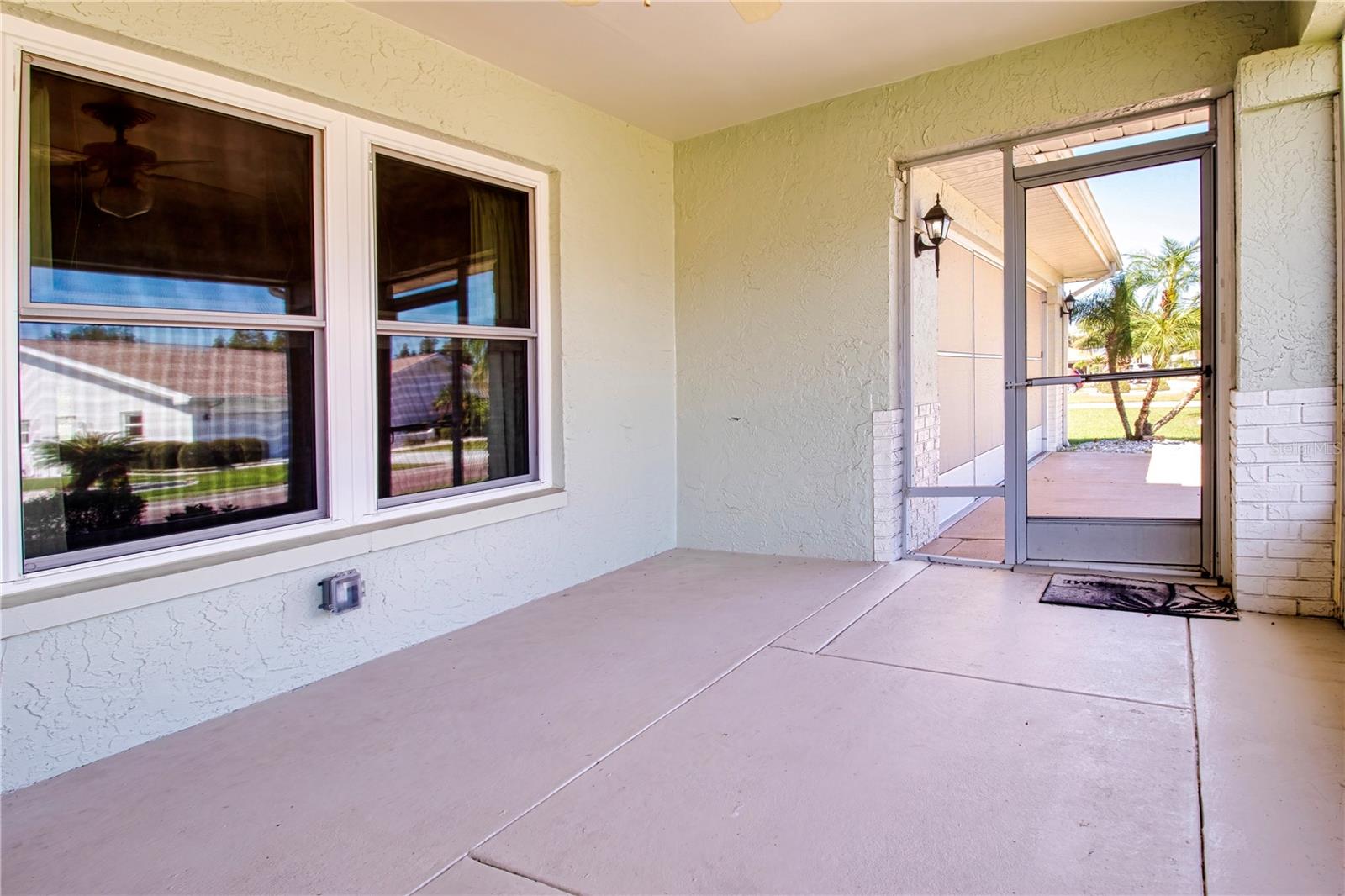 2108 MEADOWLARK LN — photo 8