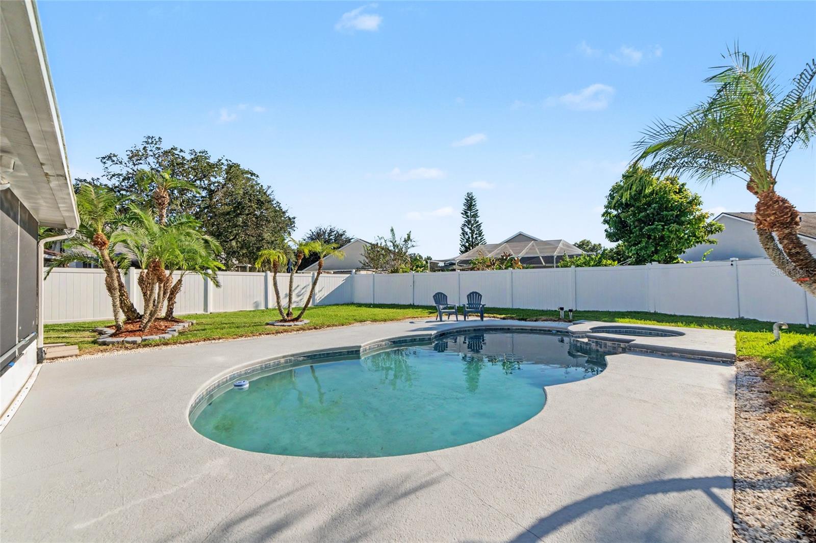 6241 CRICKETHOLLOW DR — photo 19