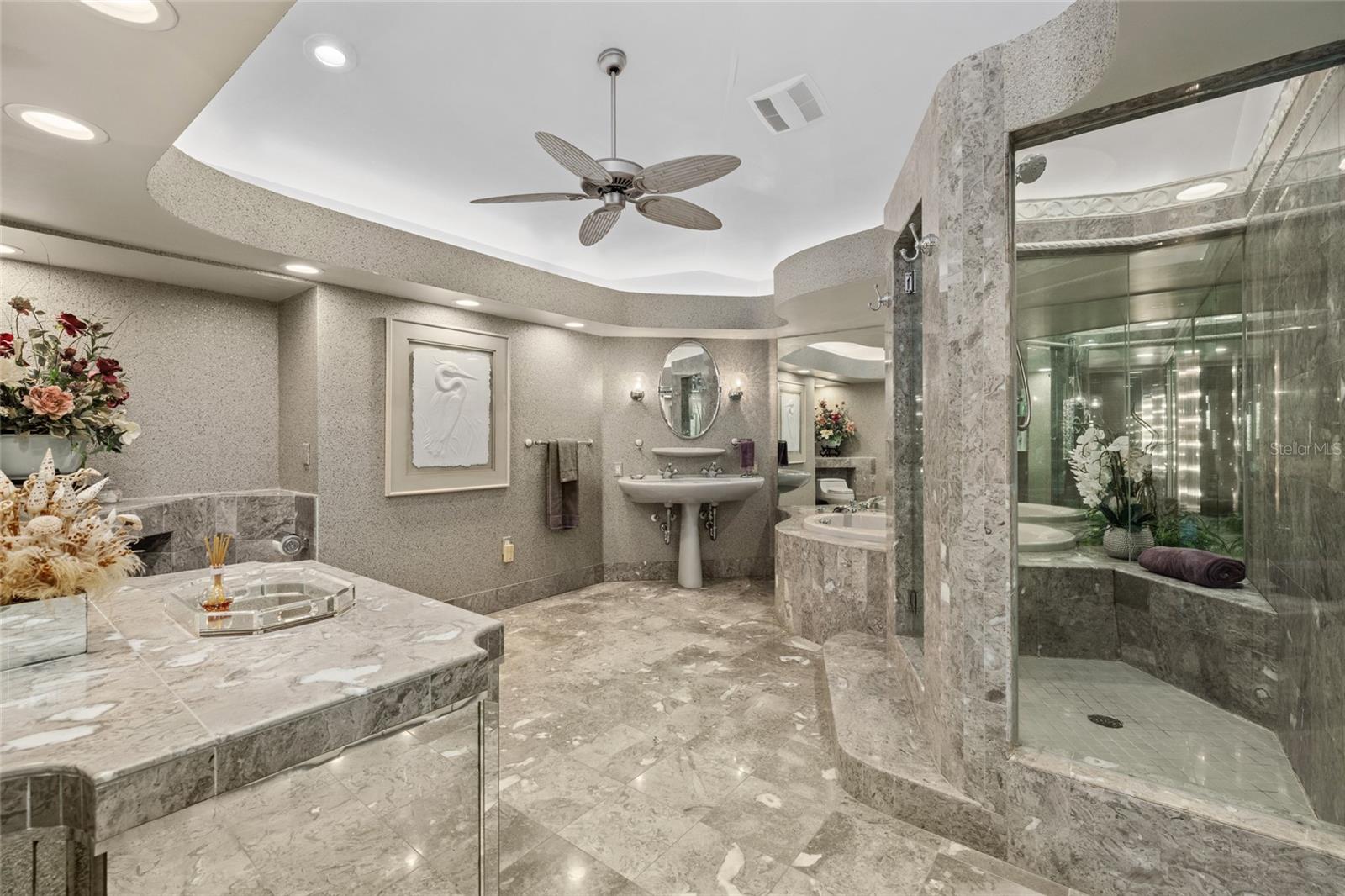 1749 SANDALWOOD DR — photo 28