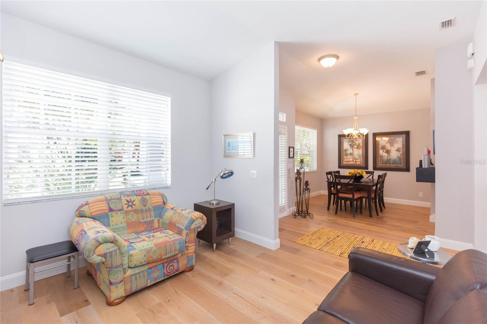 11817 HOLLY CREST LN — photo 10