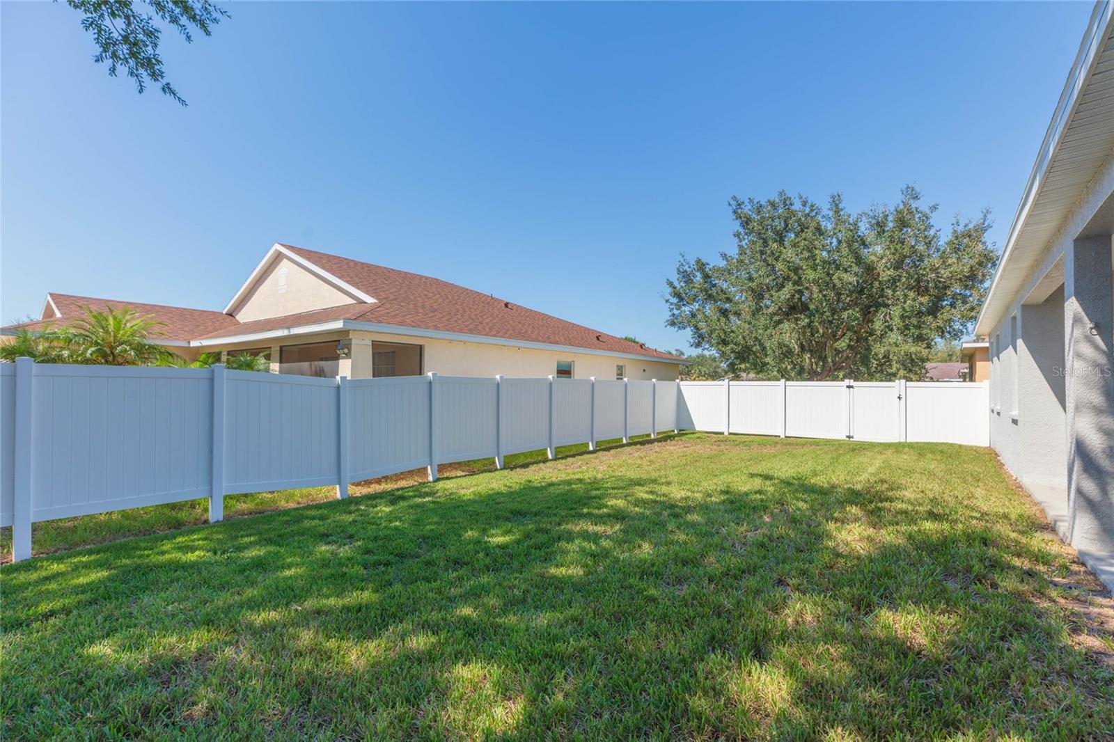 11817 HOLLY CREST LN — photo 38