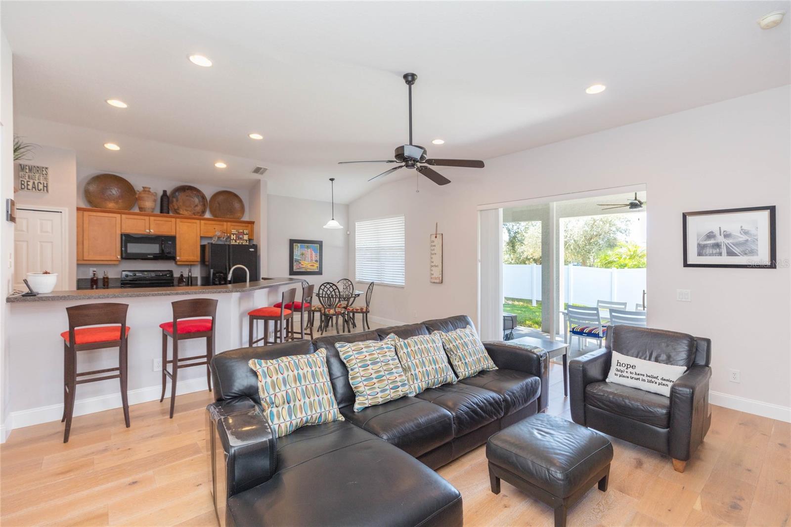 11817 HOLLY CREST LN — photo 16