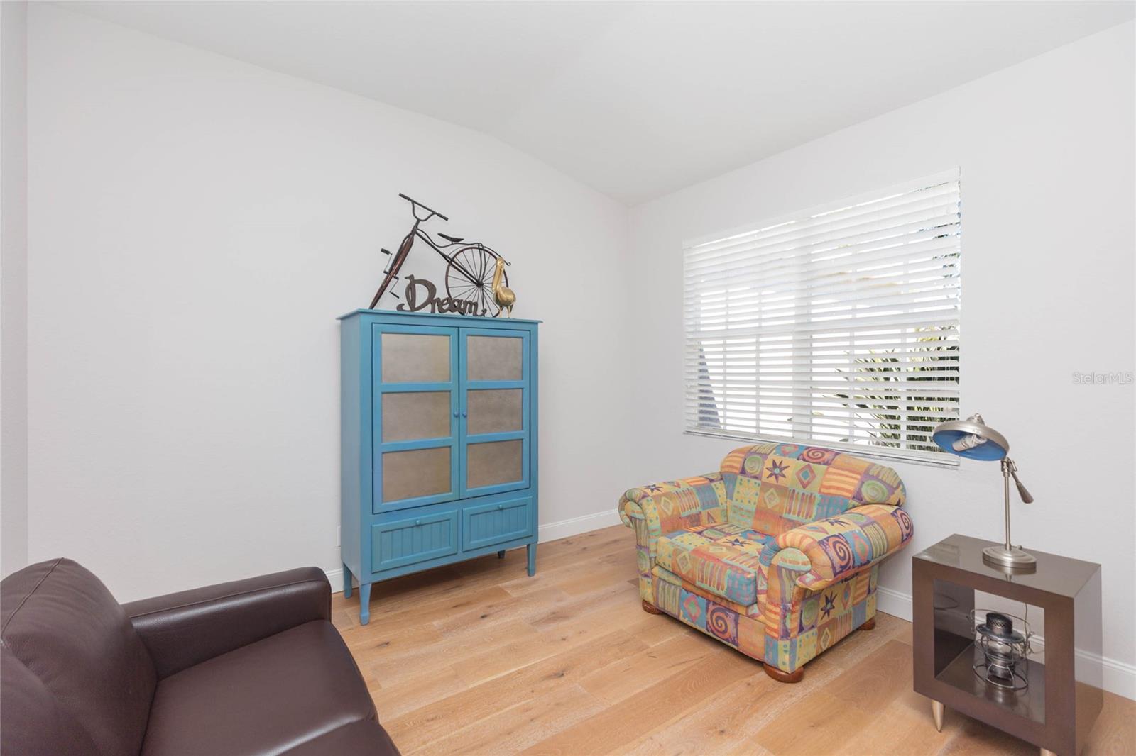 11817 HOLLY CREST LN — photo 8