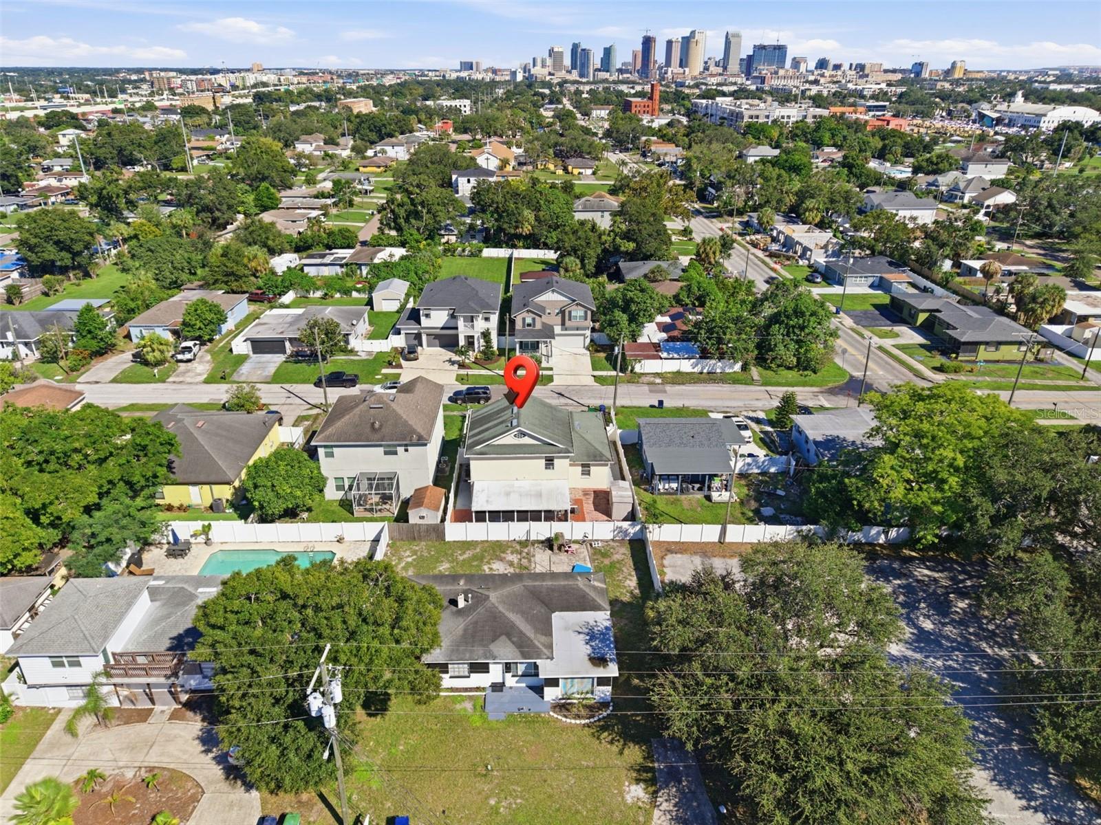 1006 N HABANA AVE — photo 29