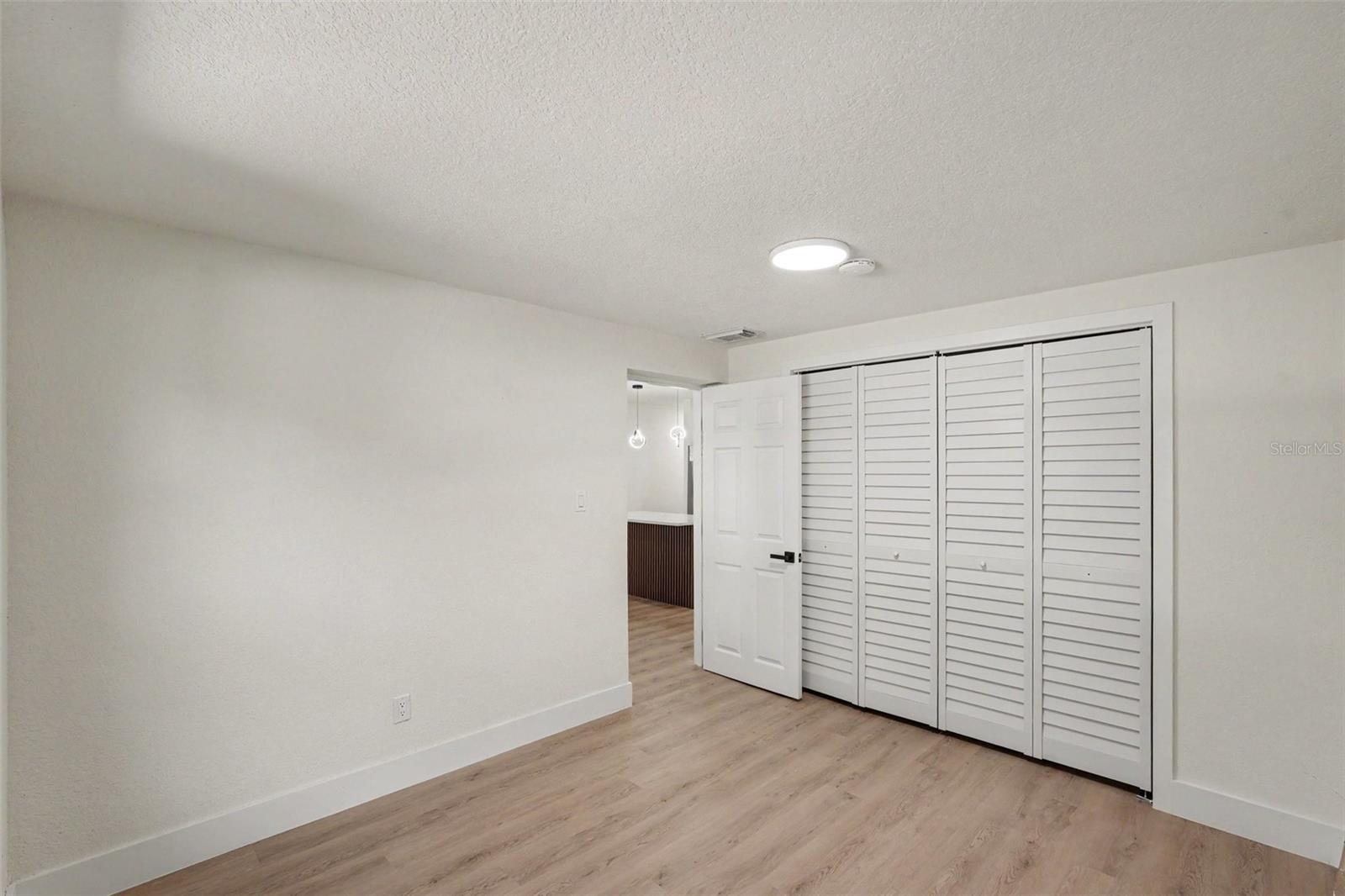 3306 W WYOMING AVE — photo 10