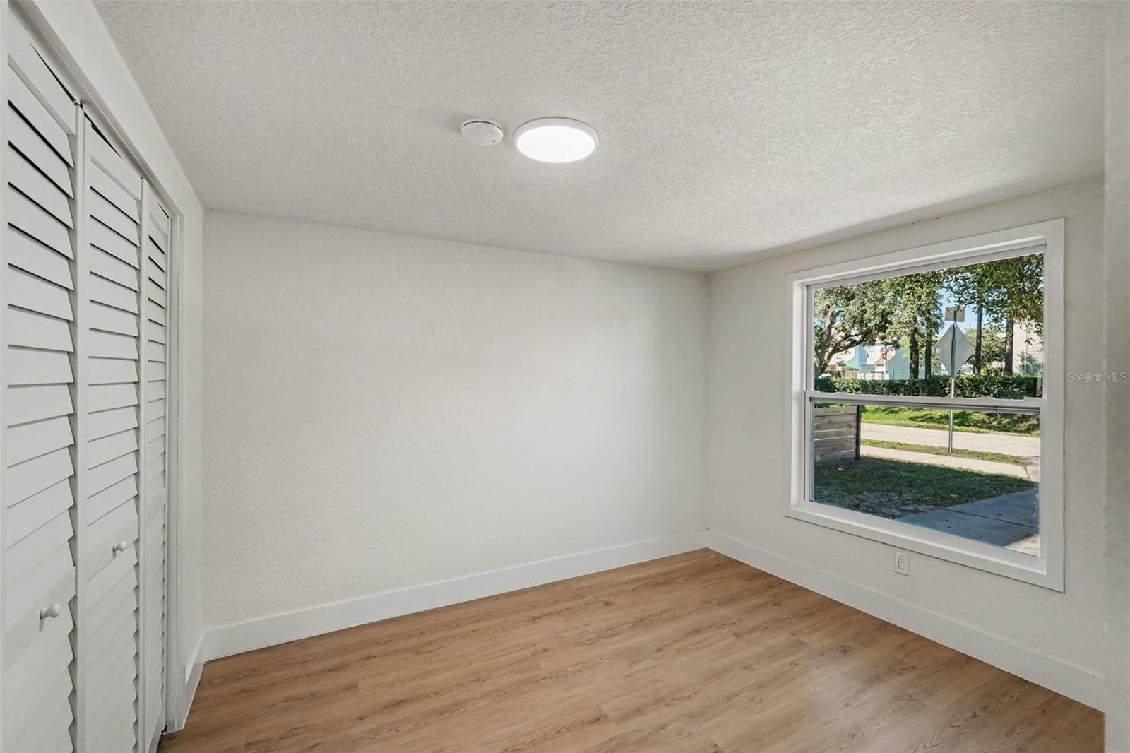 3306 W WYOMING AVE — photo 11