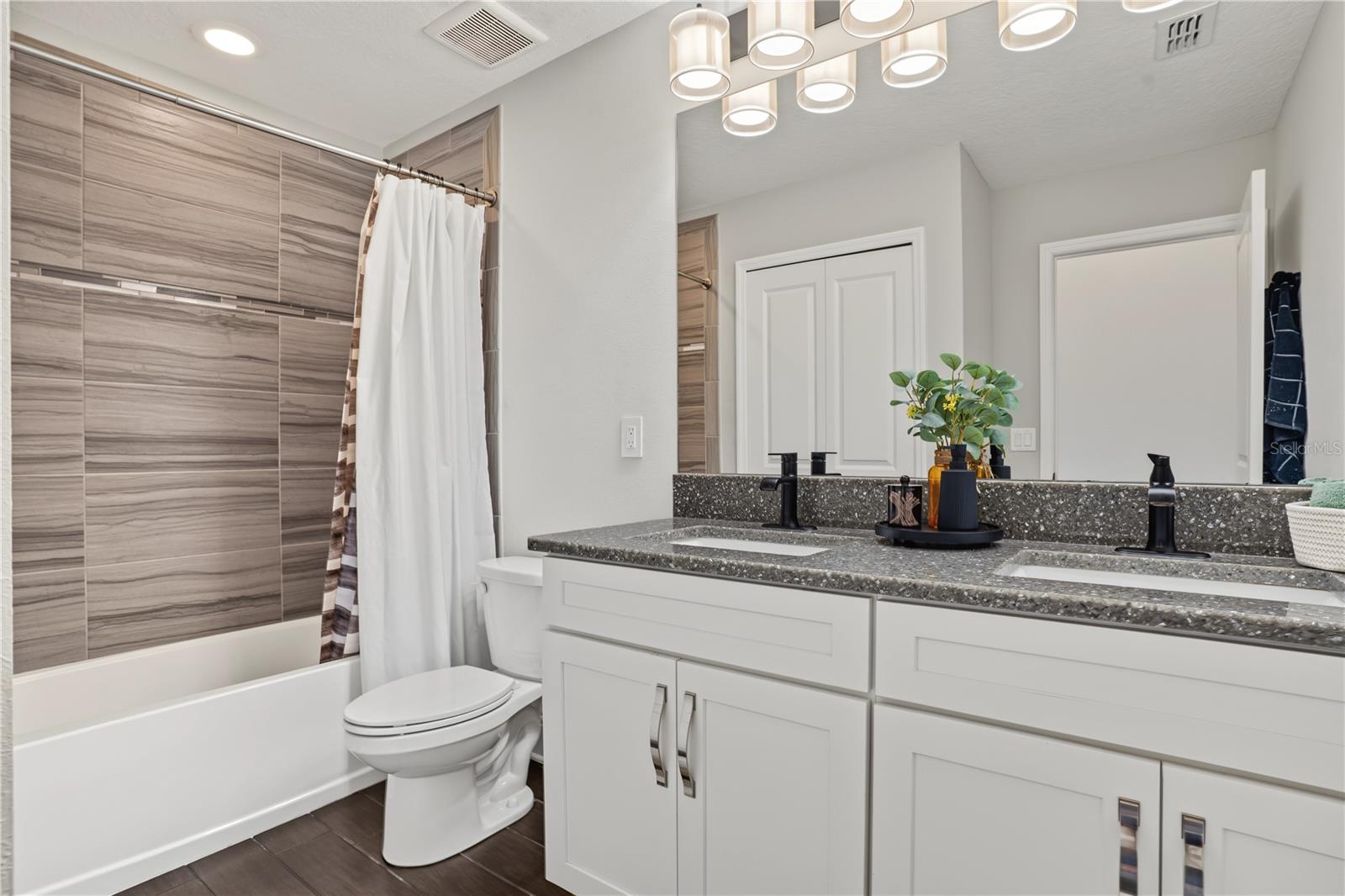 2430 GOLDEN PASTURE CIR — photo 34