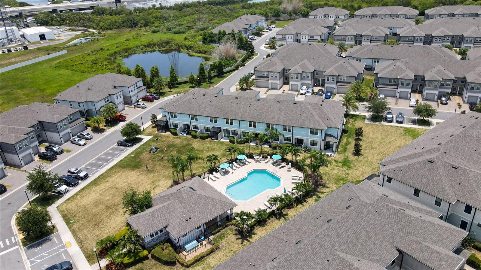 2430 GOLDEN PASTURE CIR — photo 43