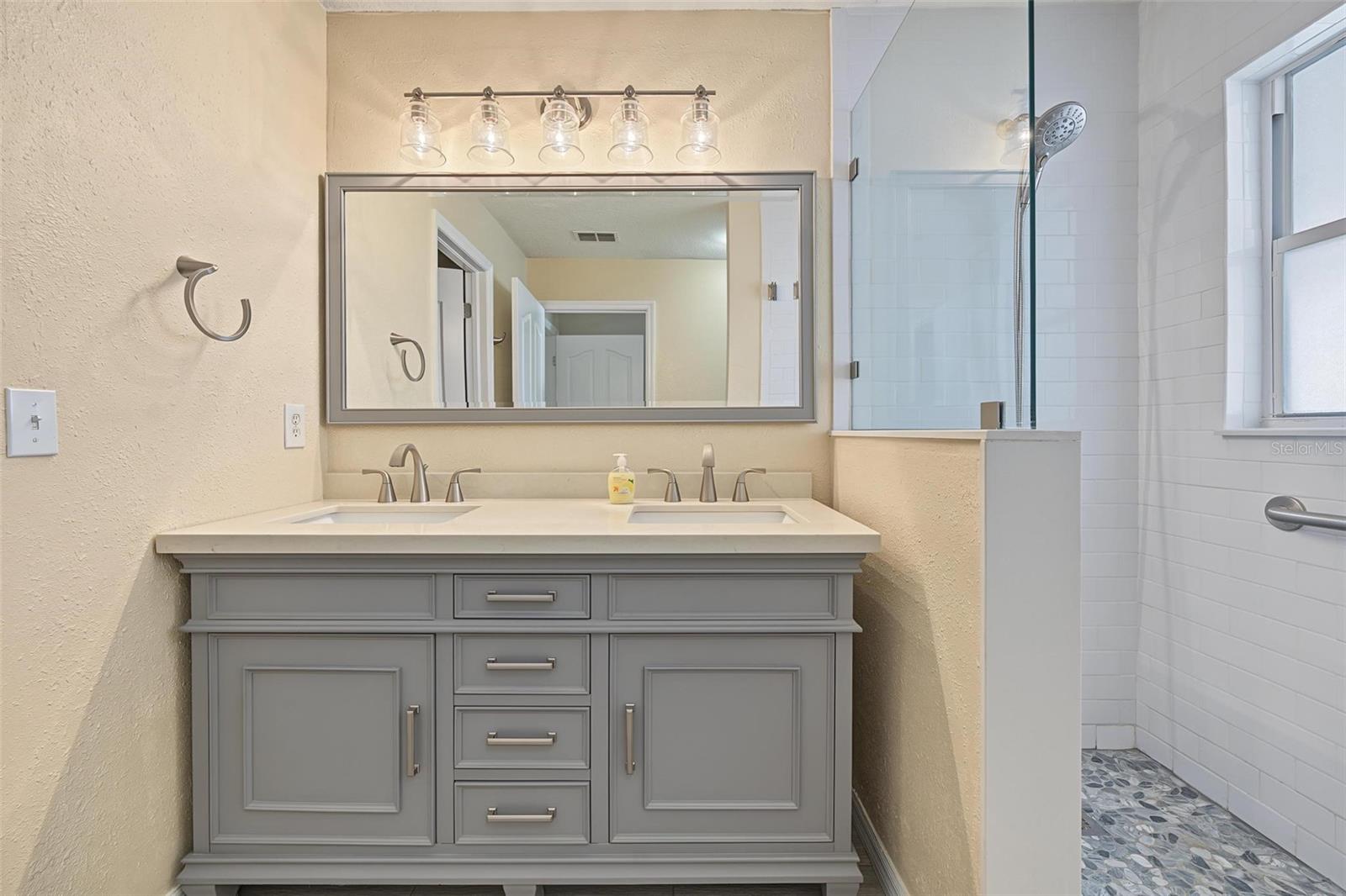 5809 BLACK WALNUT CT — photo 16