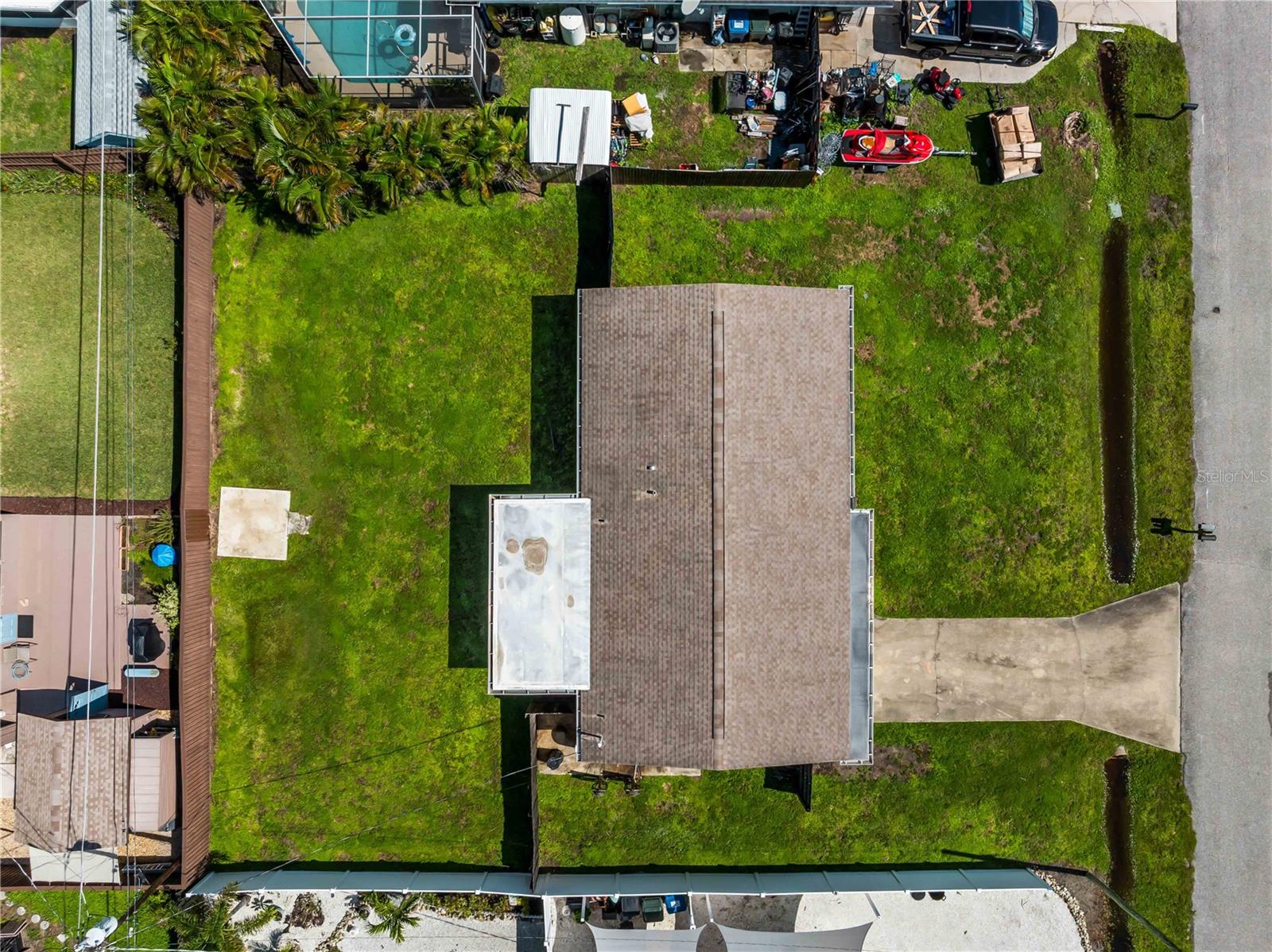 310 GRANT RD — photo 3