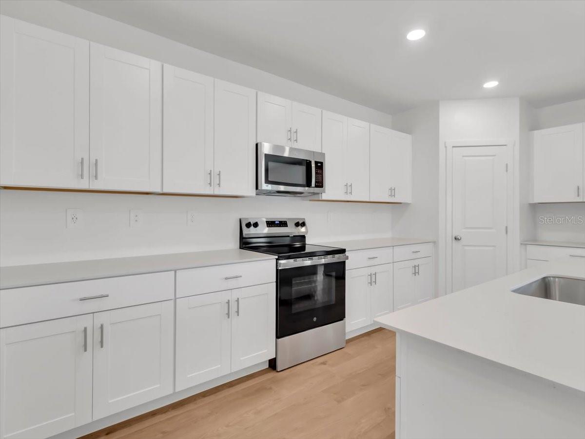 7349 RAINBOW BAY PL — photo 13