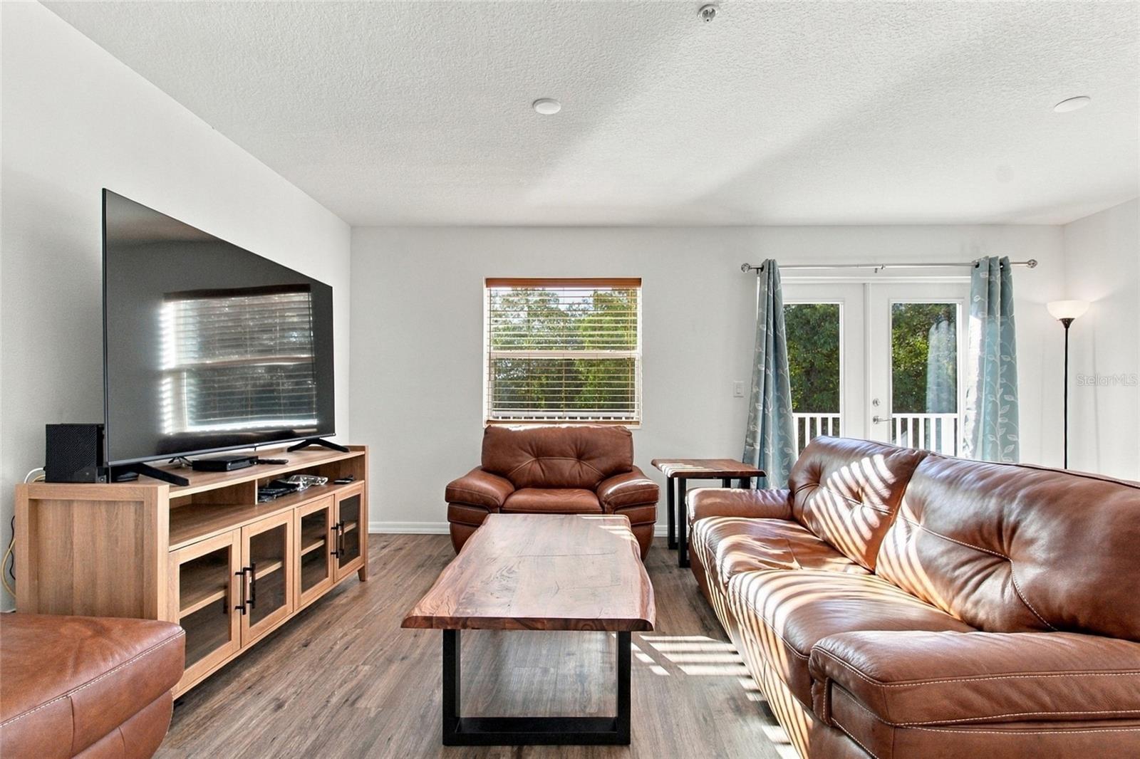 2537 6TH AVENUE DR E — photo 12
