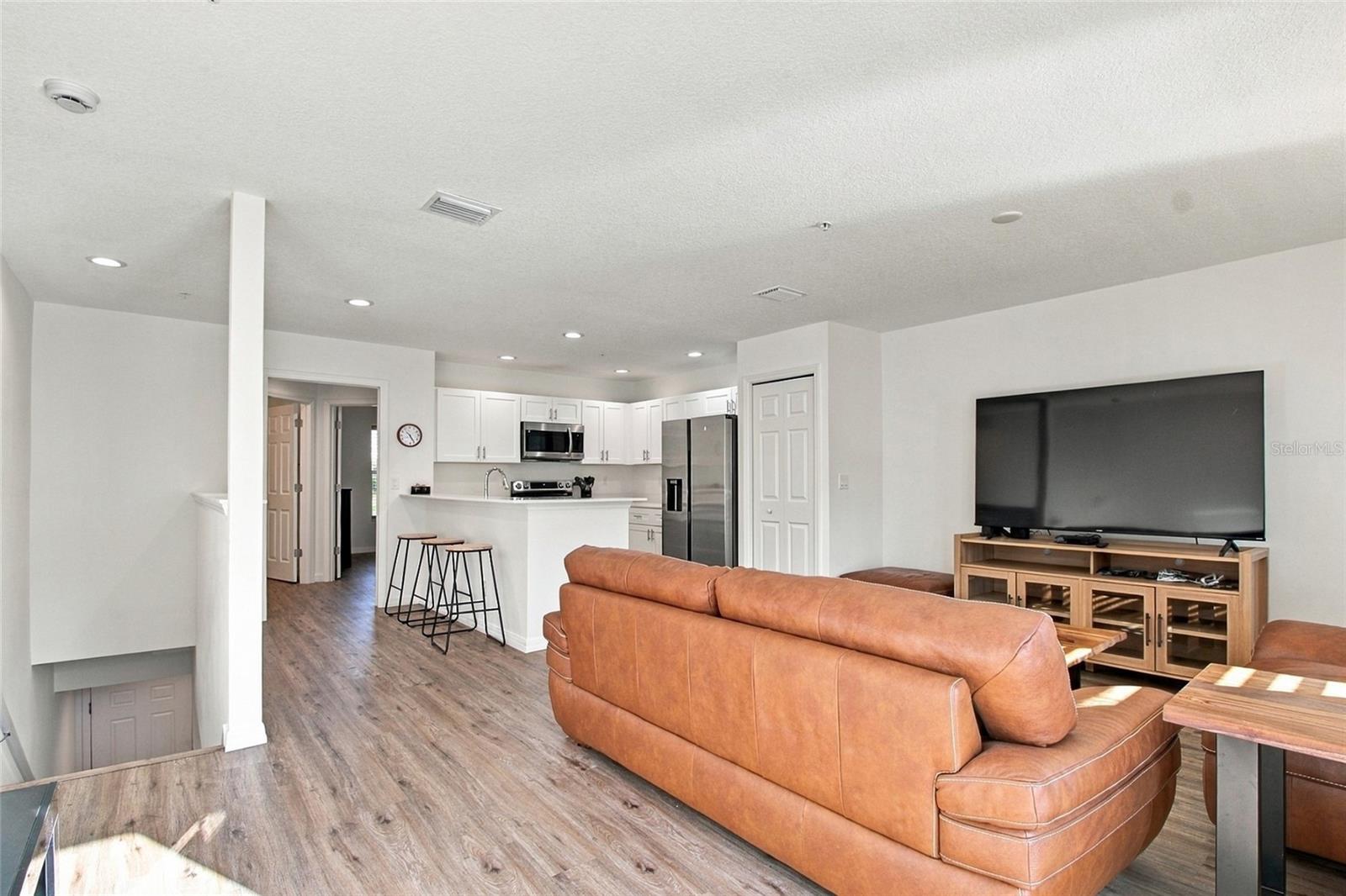 2537 6TH AVENUE DR E — photo 15