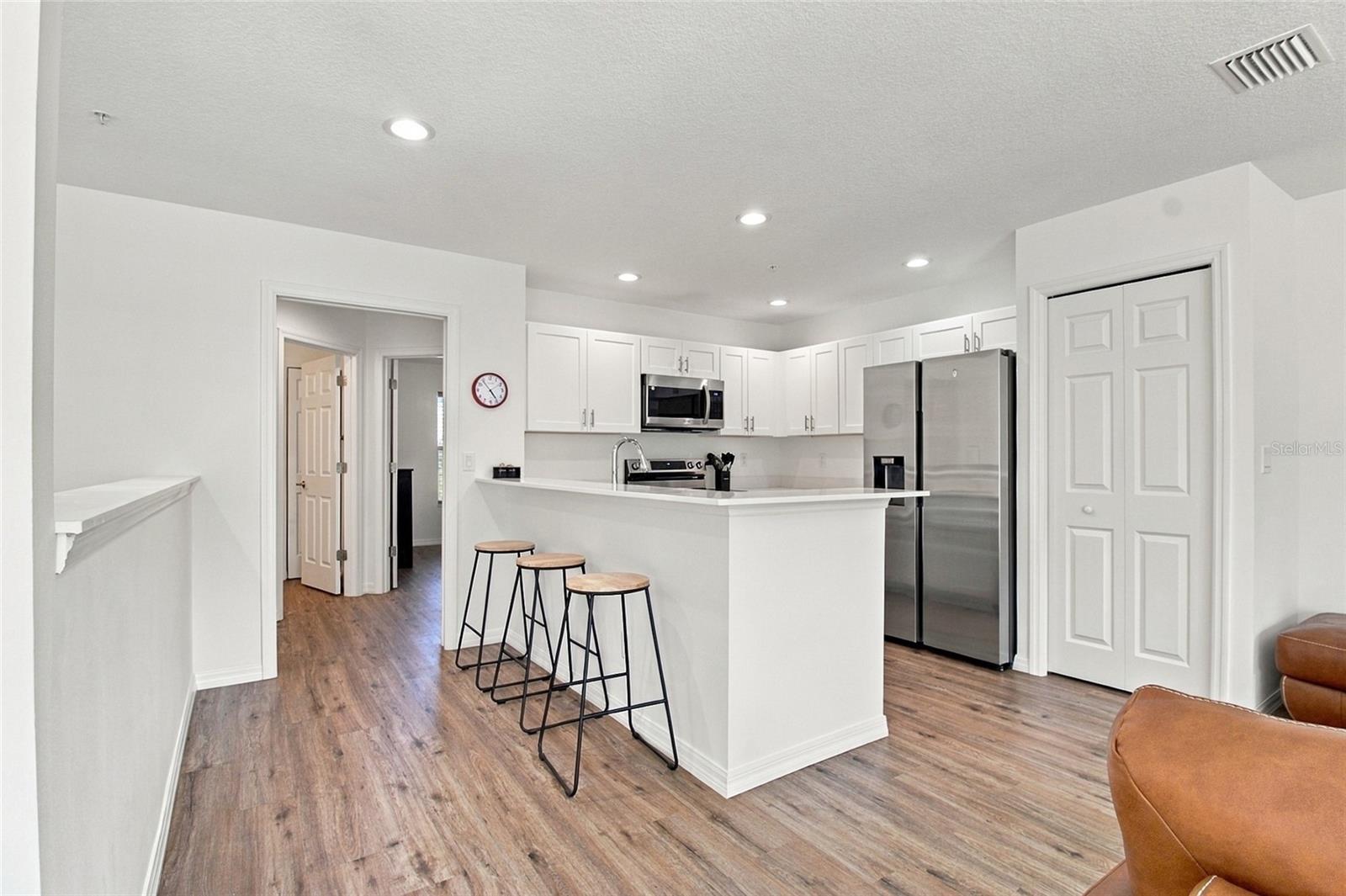 2537 6TH AVENUE DR E — photo 6