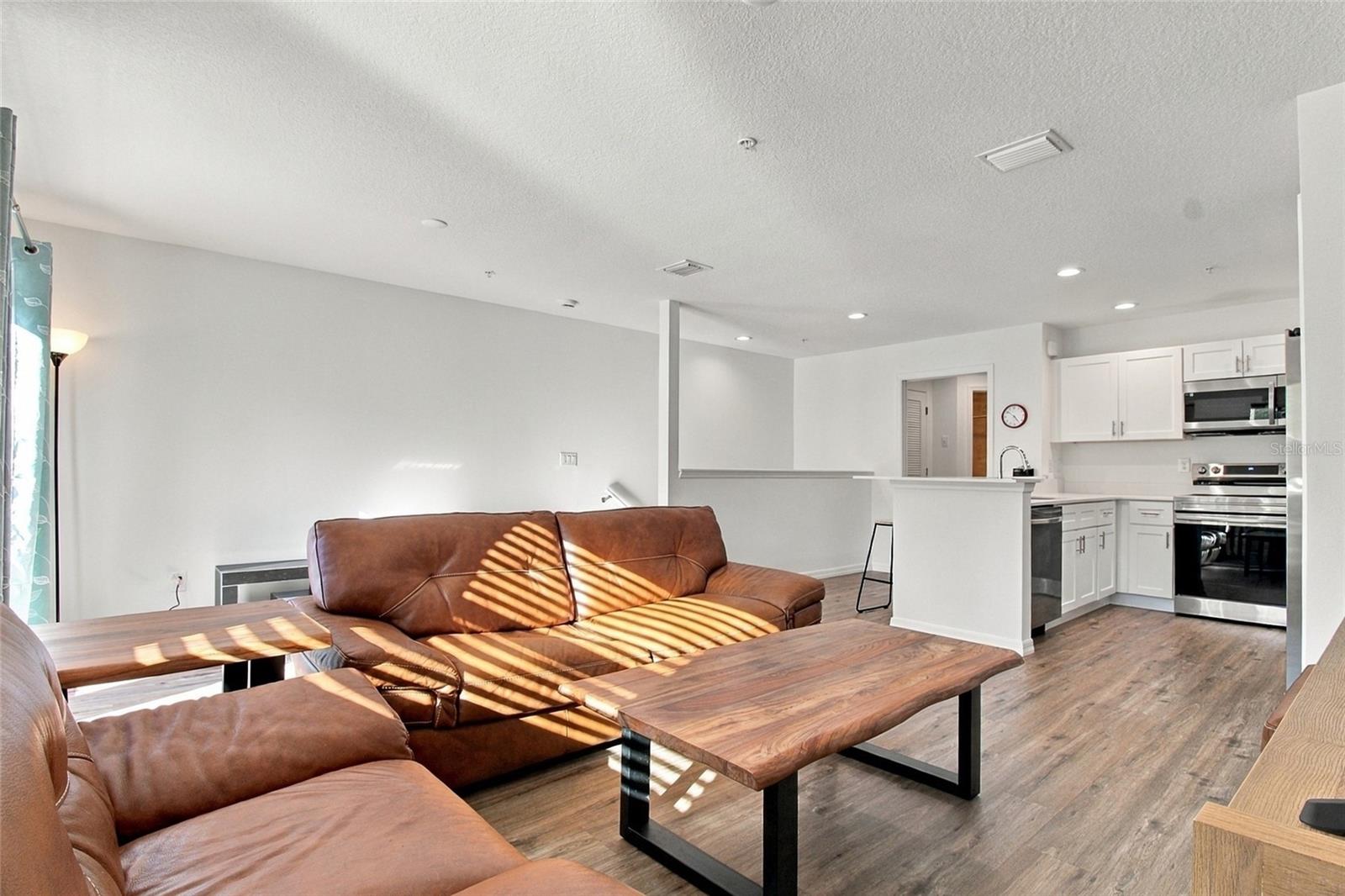 2537 6TH AVENUE DR E — photo 13