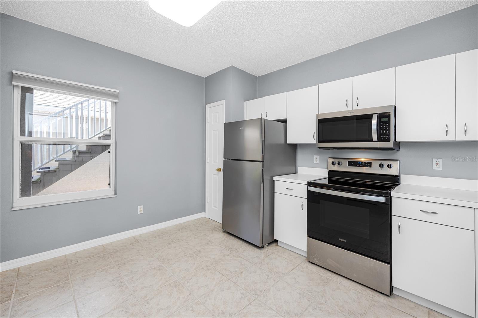 14460 MARINA WAY #11 — photo 8