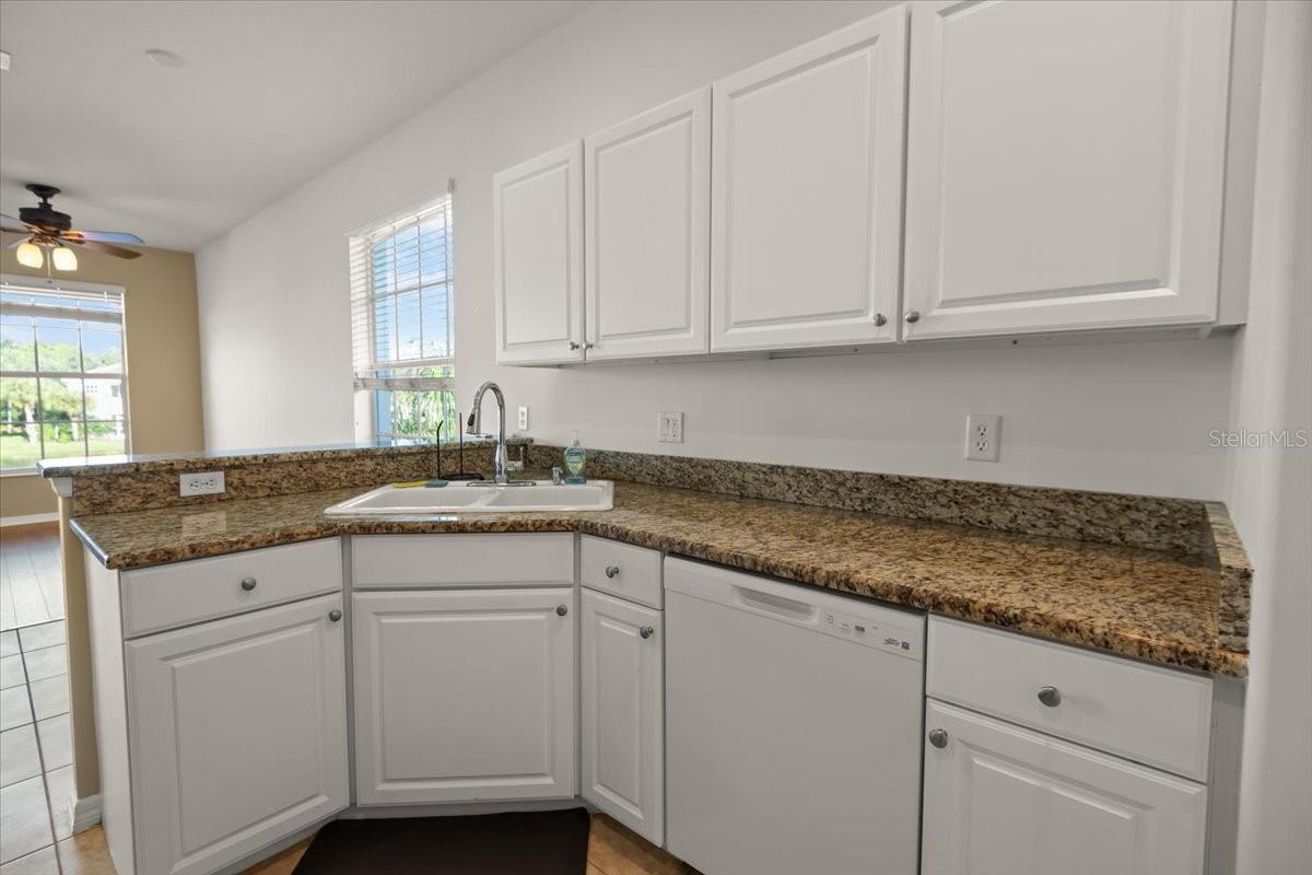 7002 PROSPERITY CIR #701 — photo 8