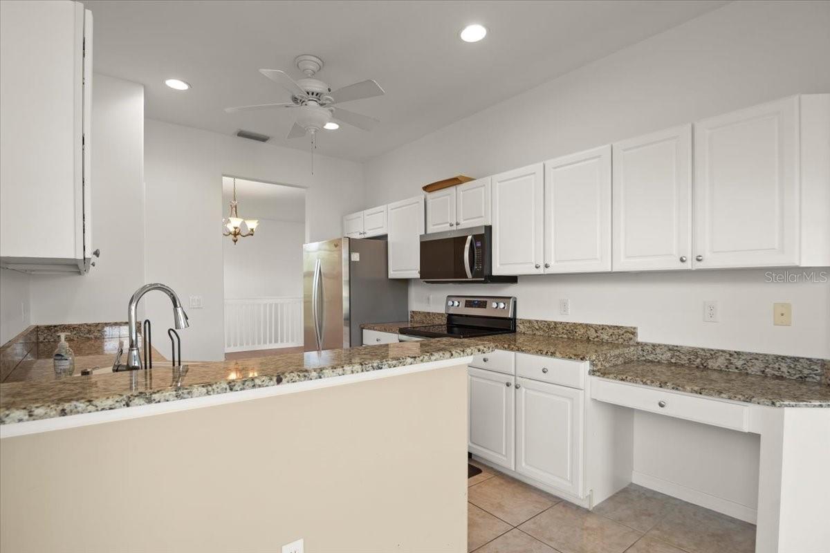 7002 PROSPERITY CIR #701 — photo 5