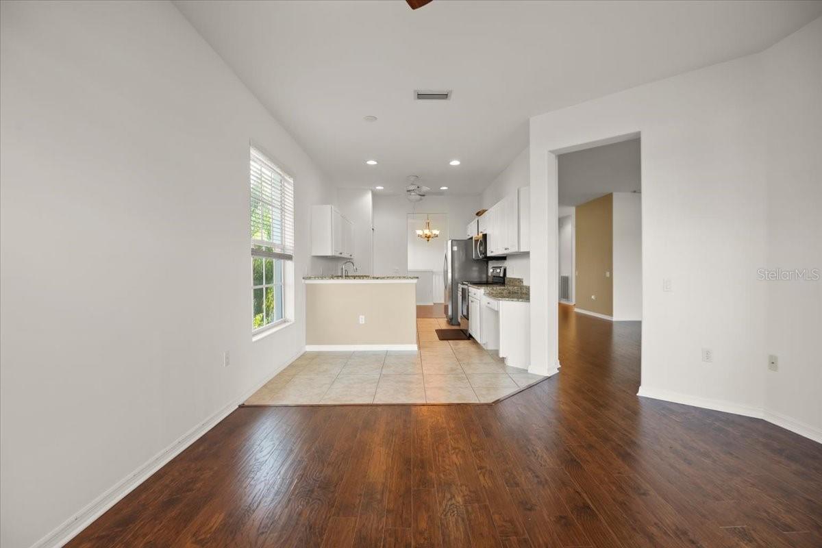 7002 PROSPERITY CIR #701 — photo 12