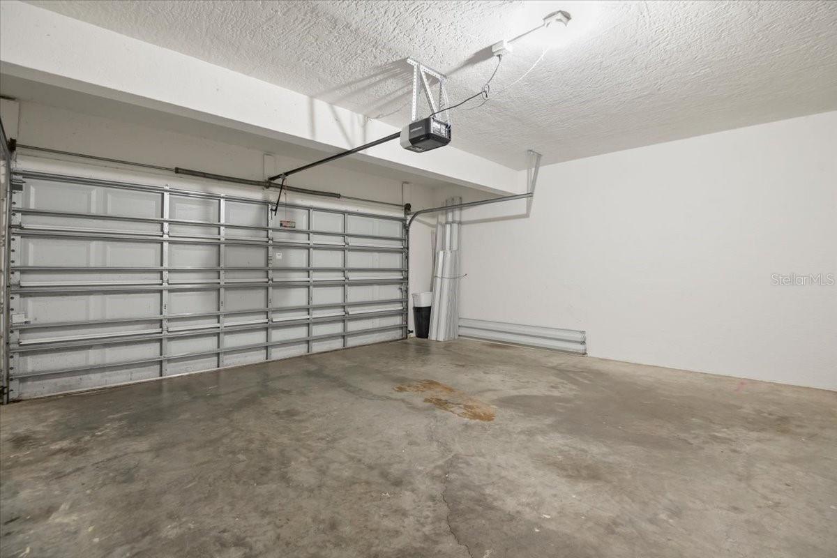 7002 PROSPERITY CIR #701 — photo 28