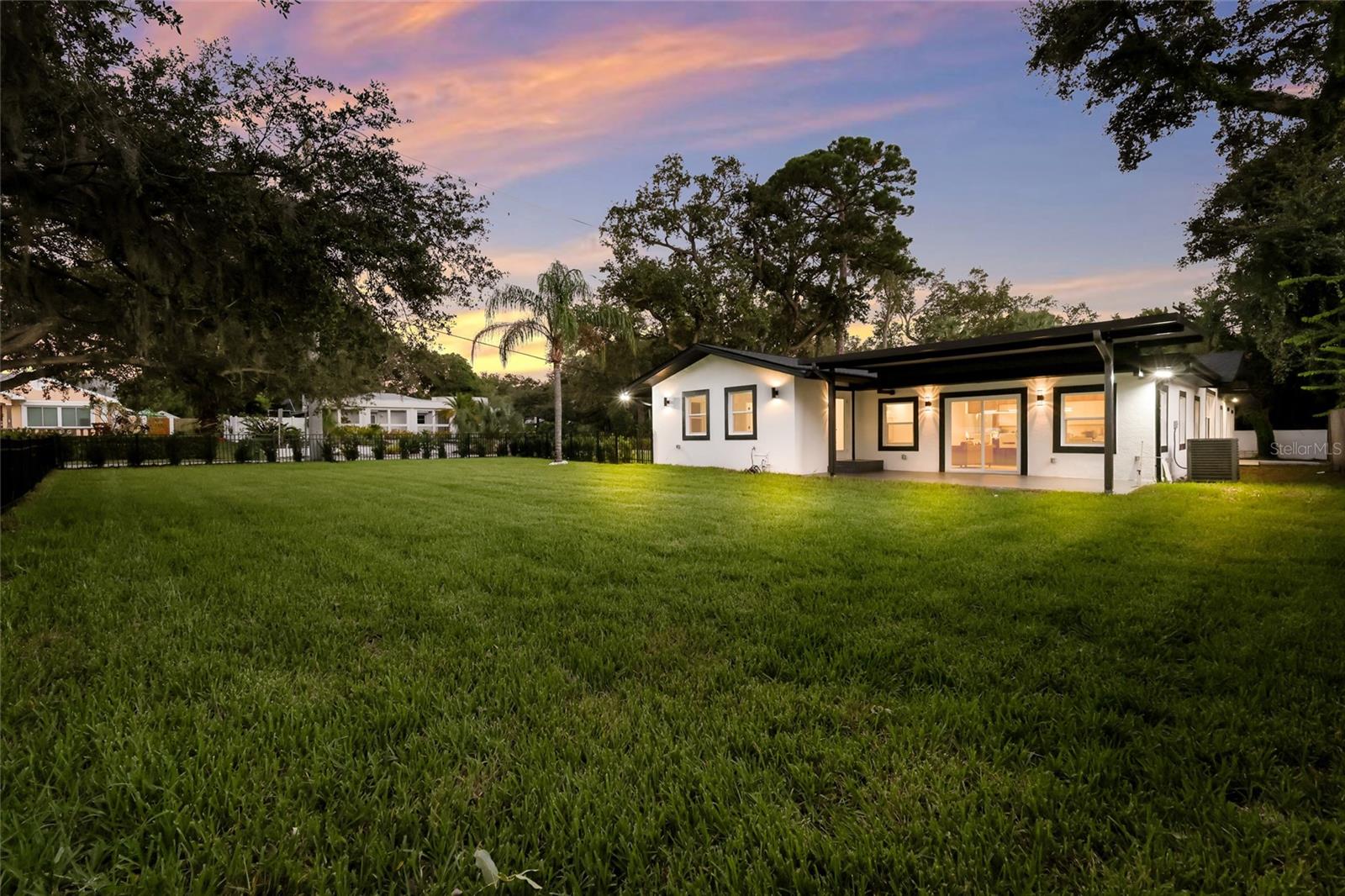780 INDIAN BEACH CIR — photo 34