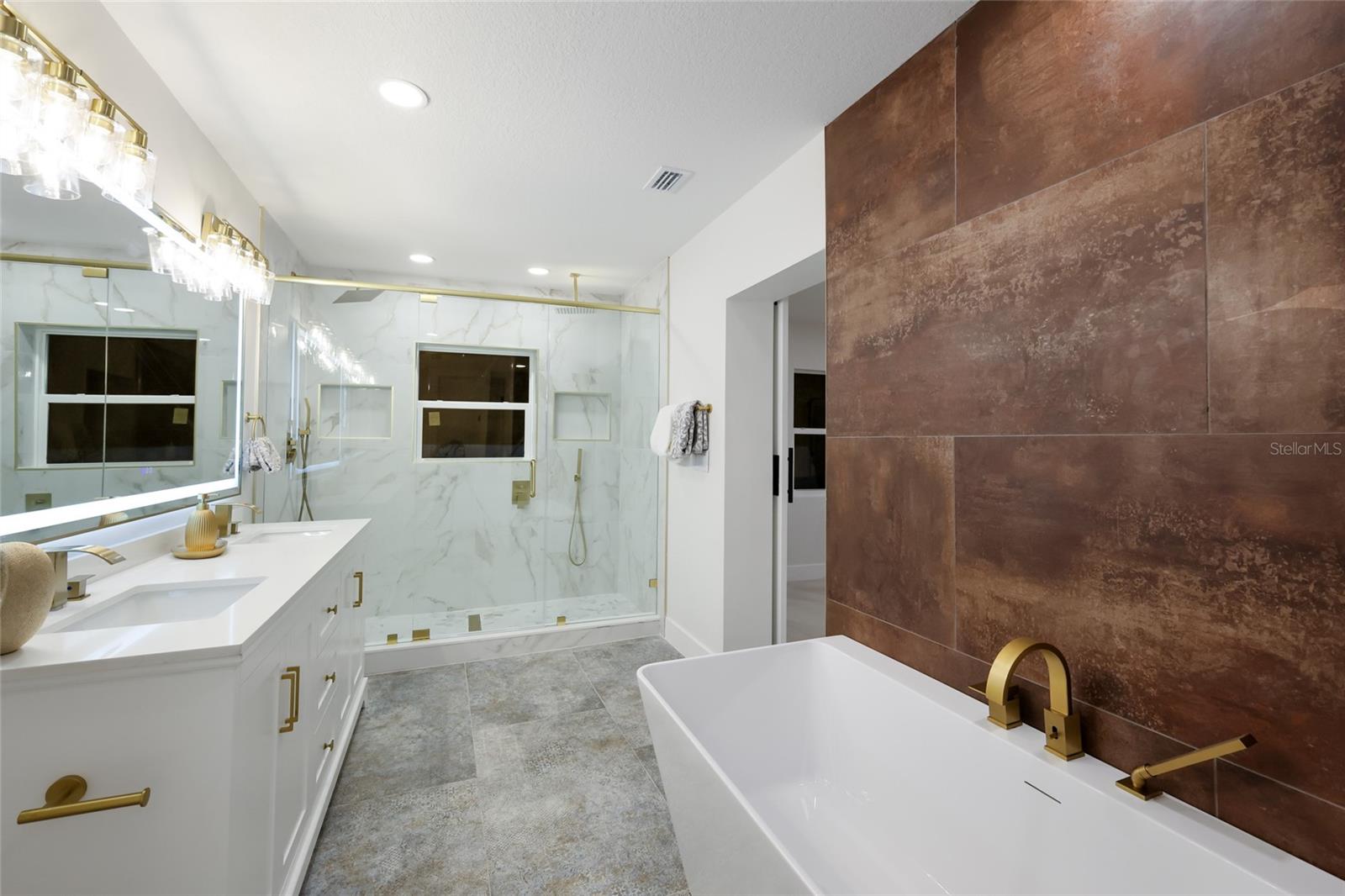 780 INDIAN BEACH CIR — photo 23