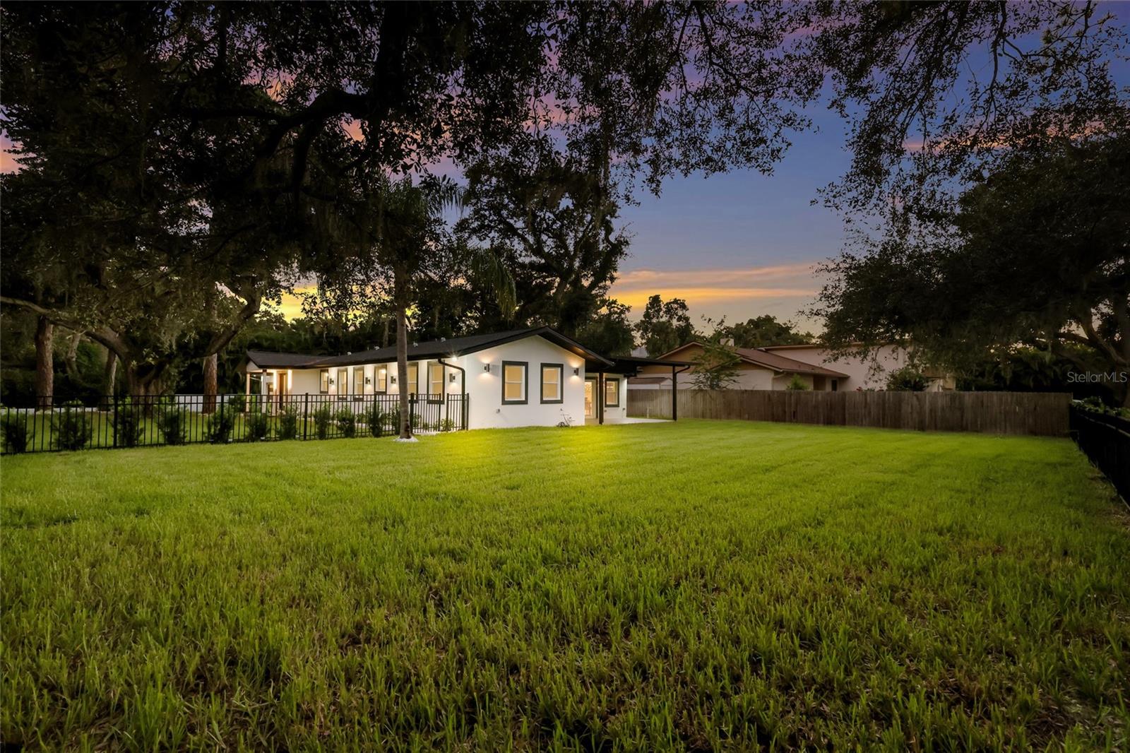 780 INDIAN BEACH CIR — photo 35