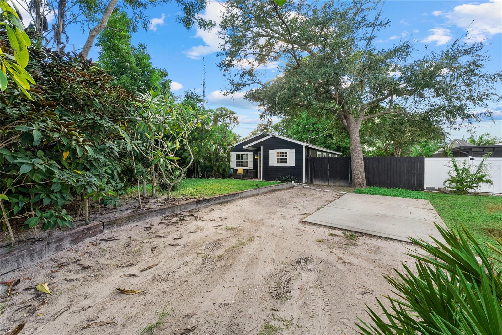 4210 OLIVE AVE — photo 2