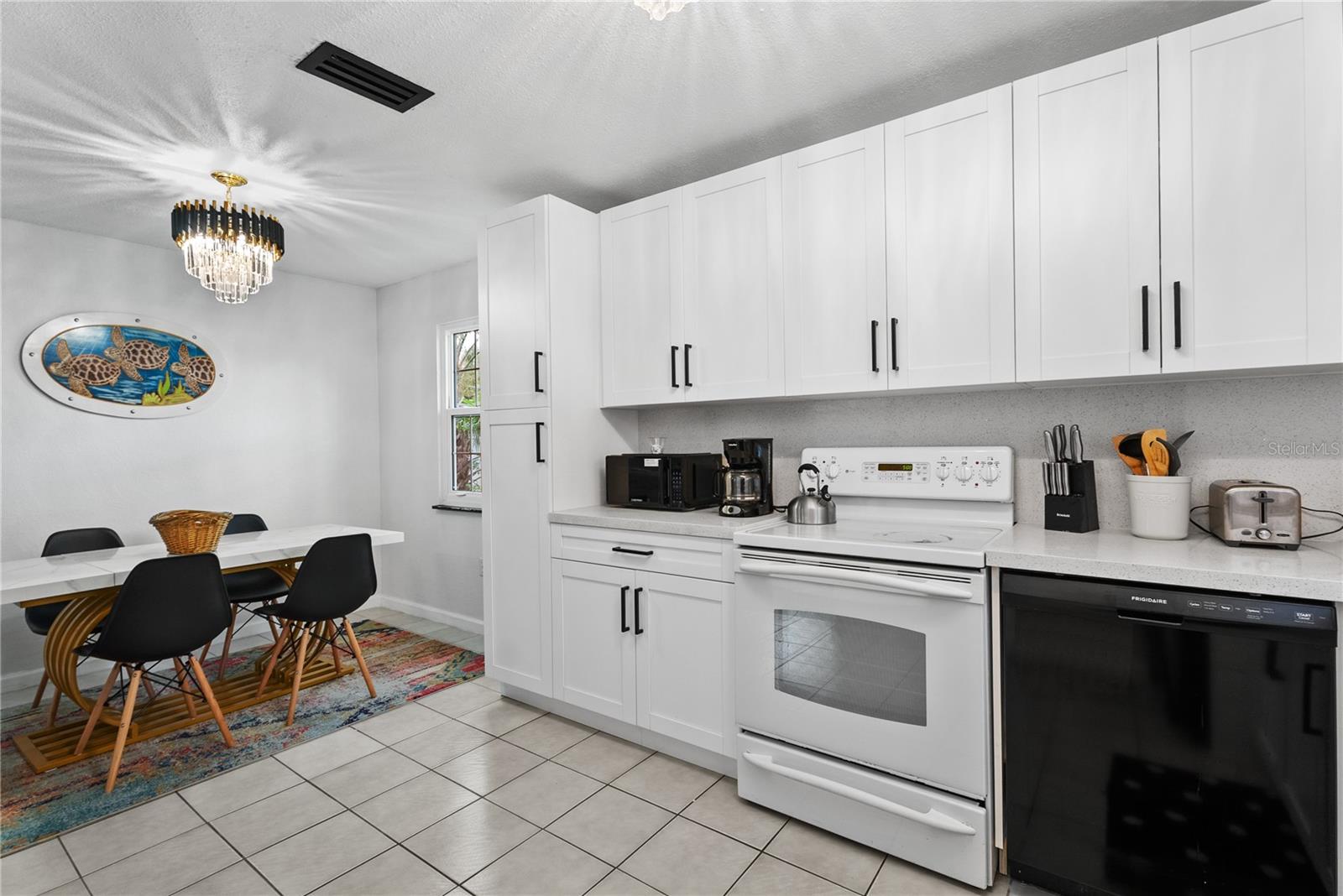 4210 OLIVE AVE — photo 10