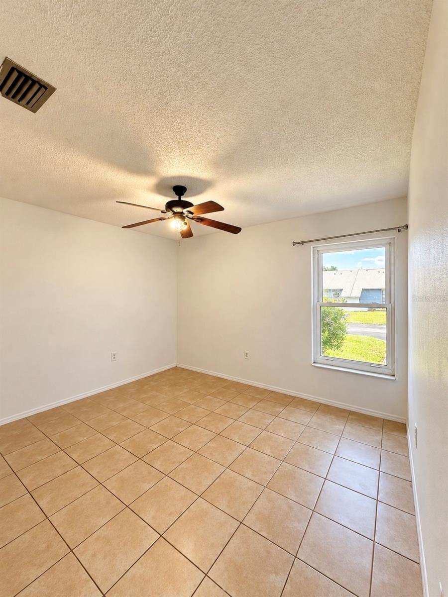 2034 SHEFFIELD CT — photo 26