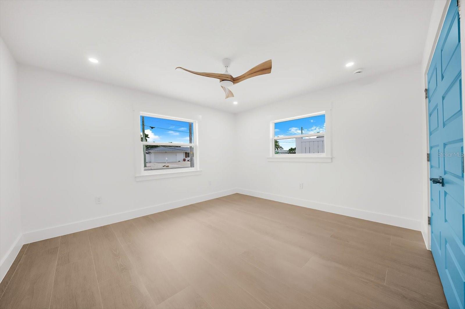 10304 KINGFISHER RD W — photo 46